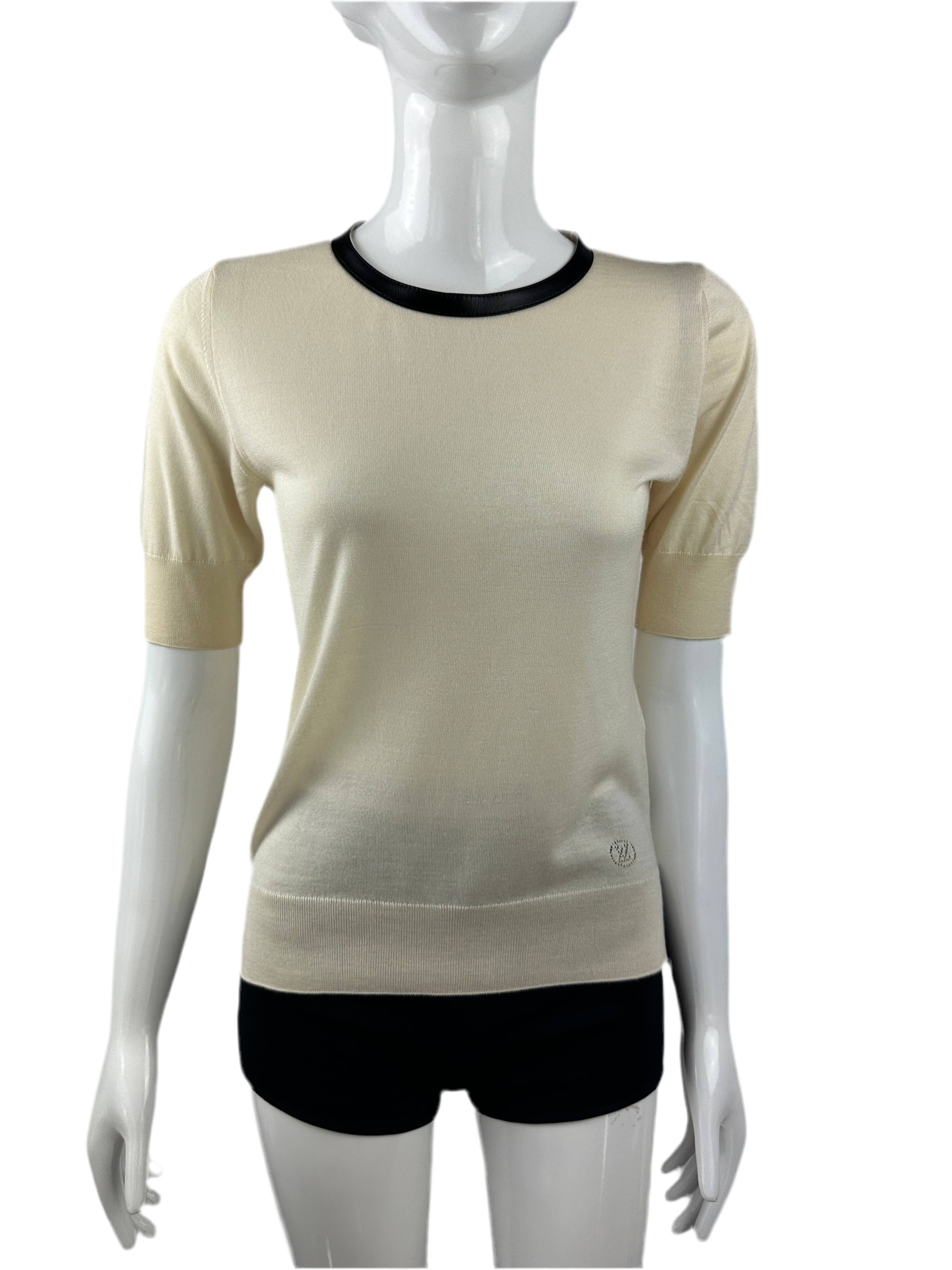 Louis Vuitton cream top with black leather collar - size 34