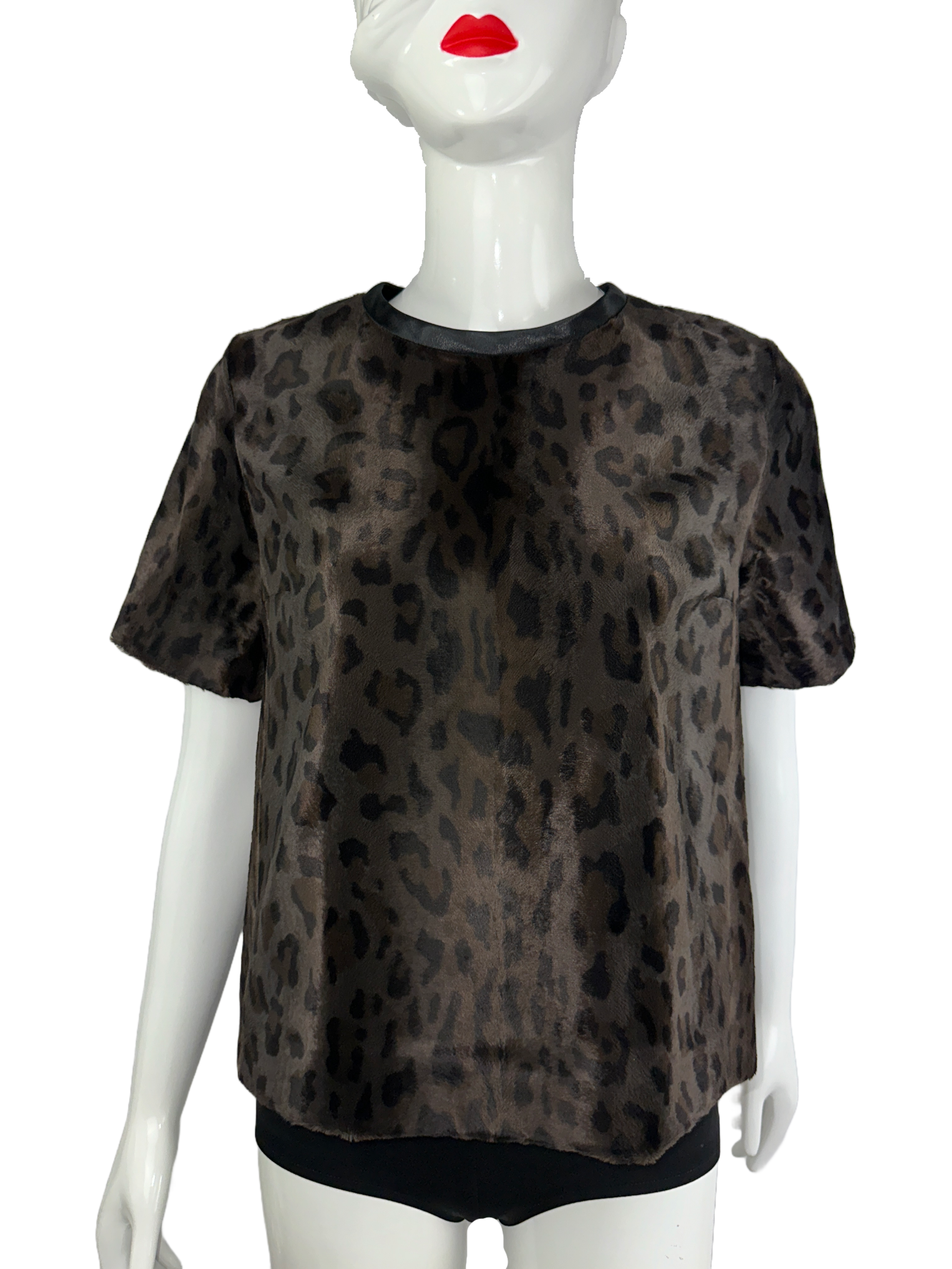 SportMax Code leopard print tee shirt with leather collar - size 36