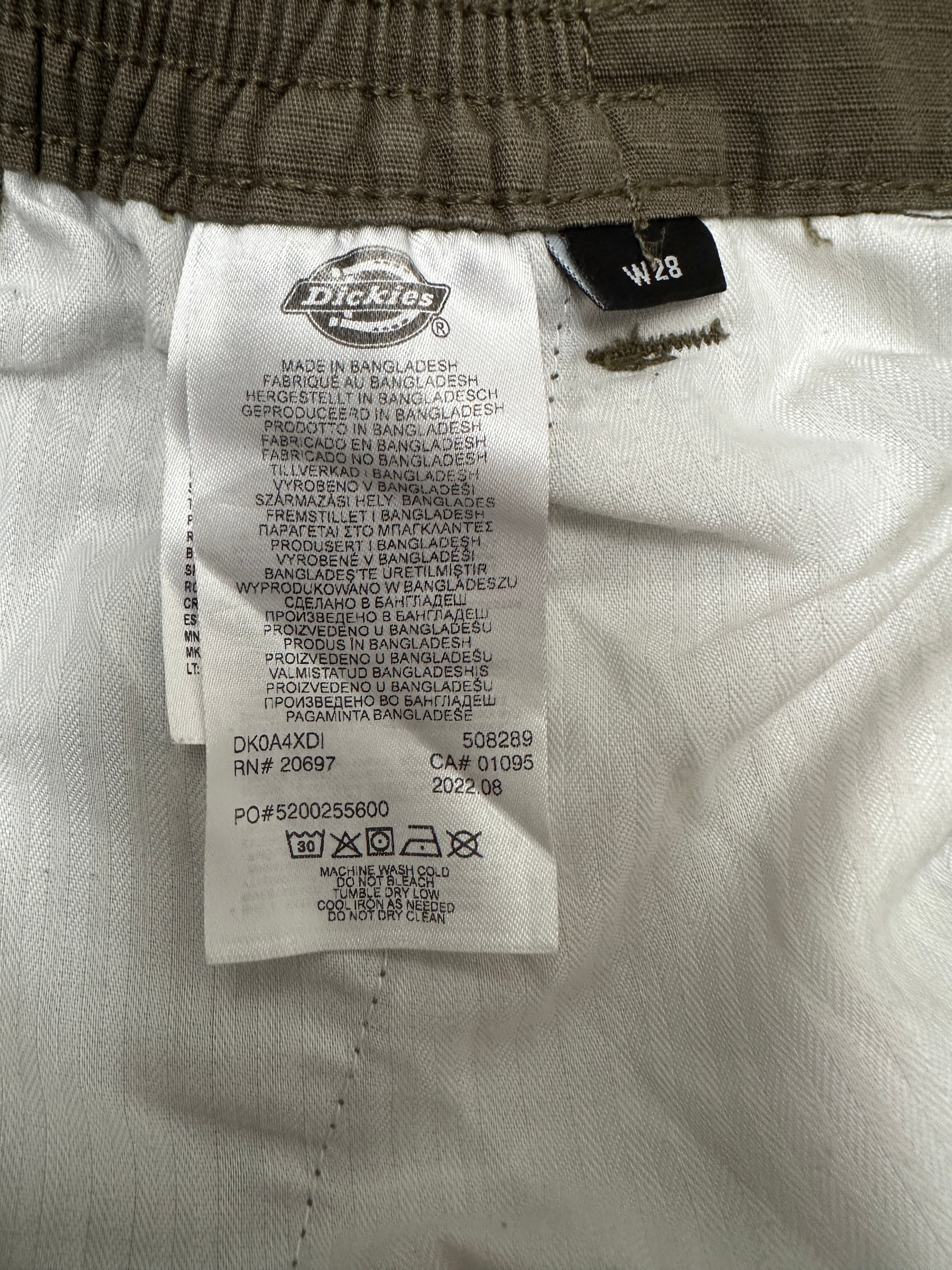 Dickies olive green cargo pants - size W28