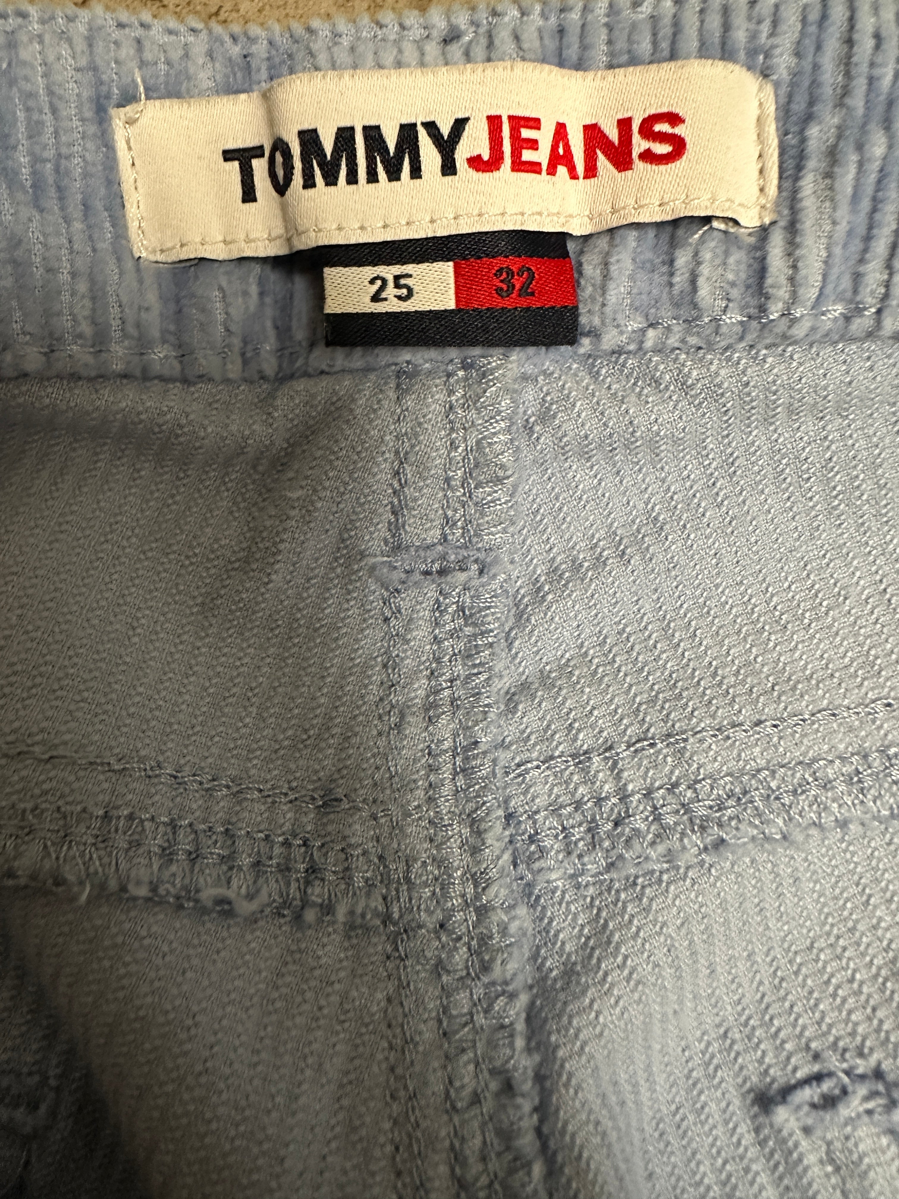 Tommy Hilfiger vintage light blue corduroy pants - size 25/32