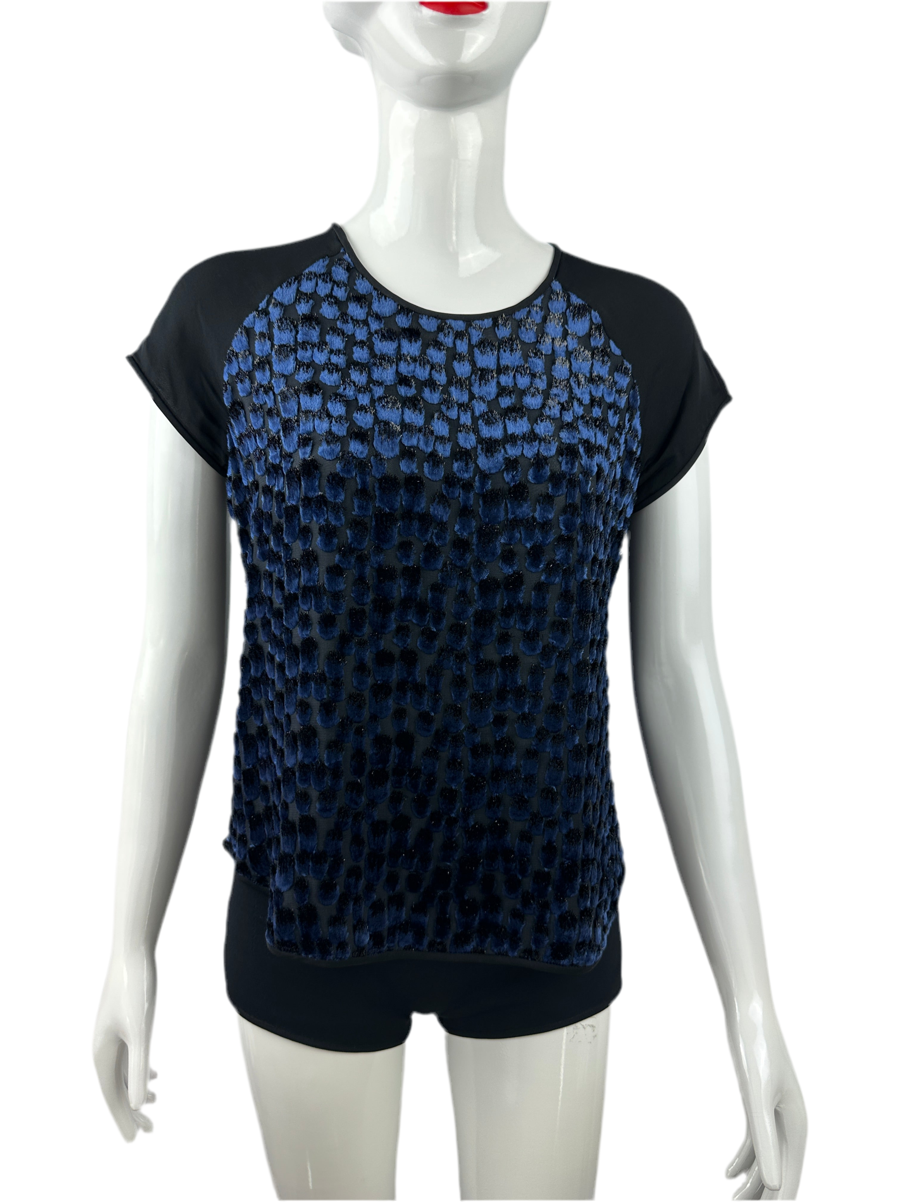 Diane Von Furstenberg black top with blue pile dot detail on front - size 36