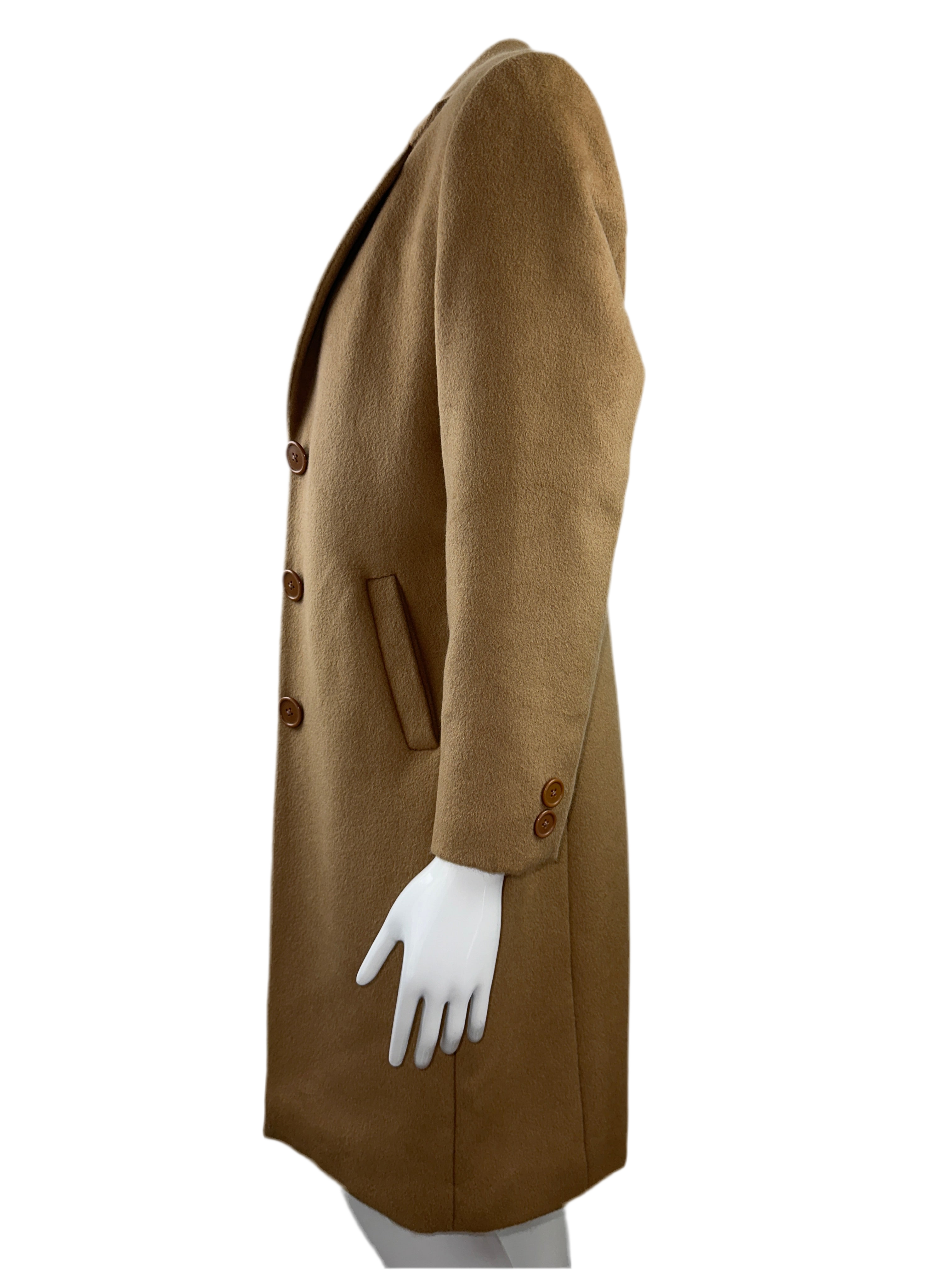 Made to measure light brown long coat with 3 buttons and side pockets - size 36