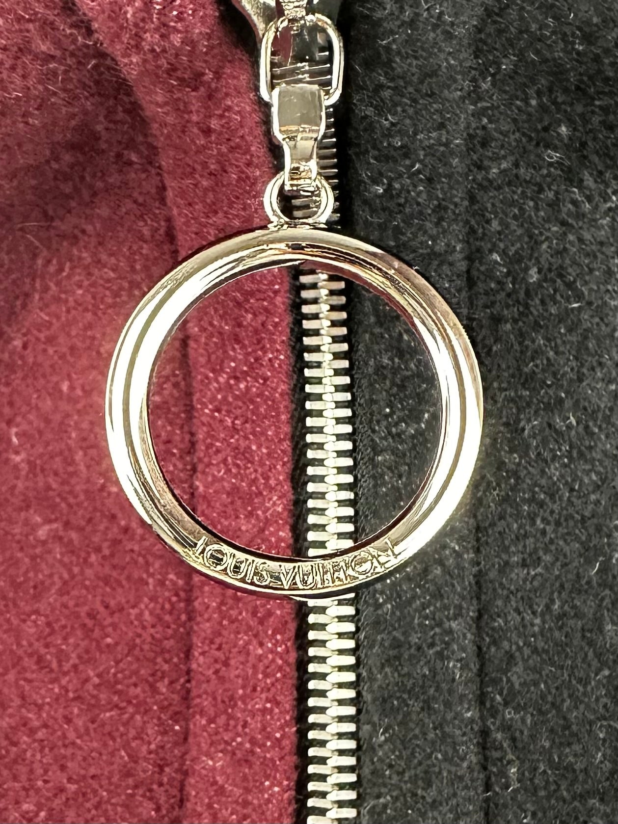 Louis Vuitton cape with geometric shapes - size 34