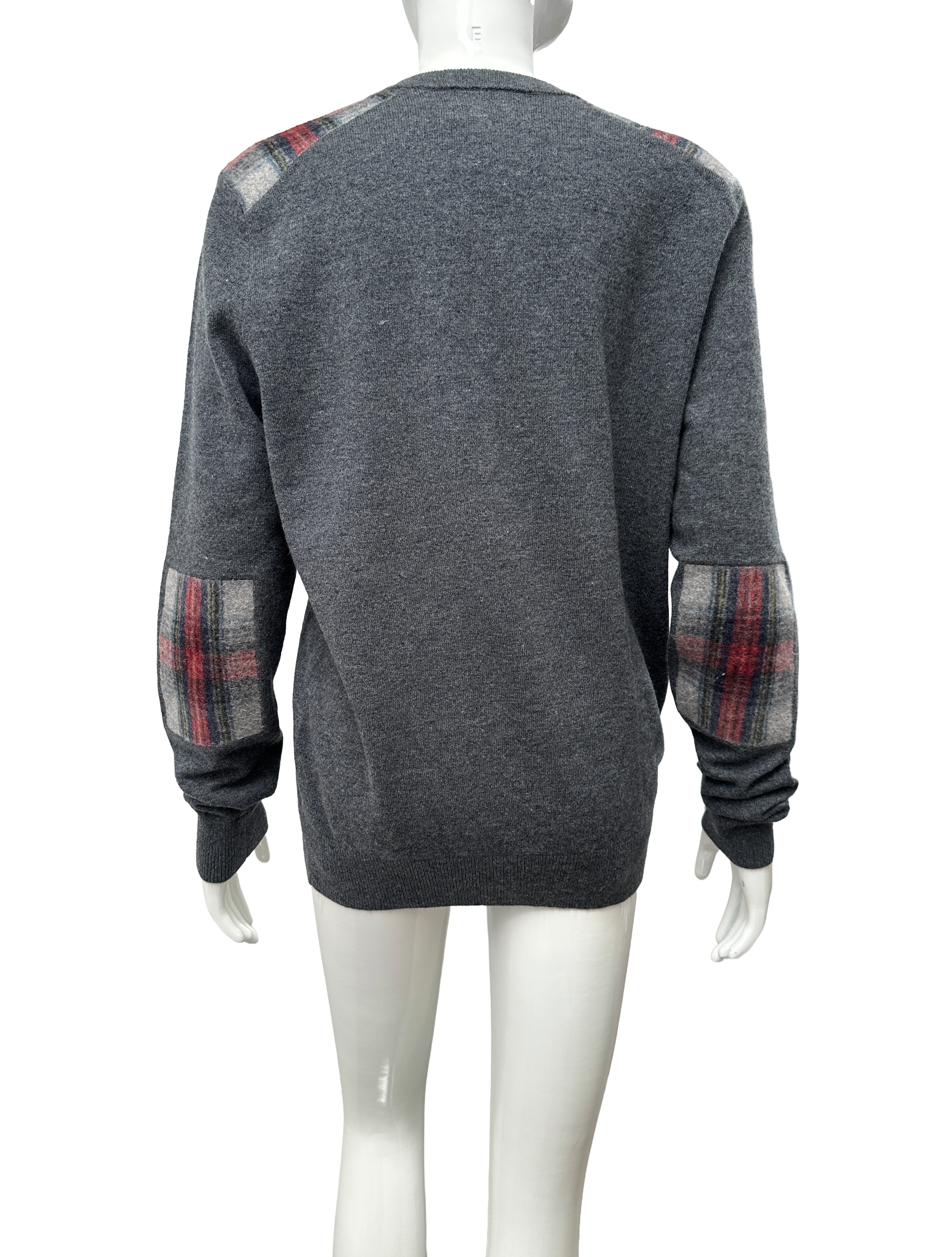 Fred Perry grey v-neck sweater - size M