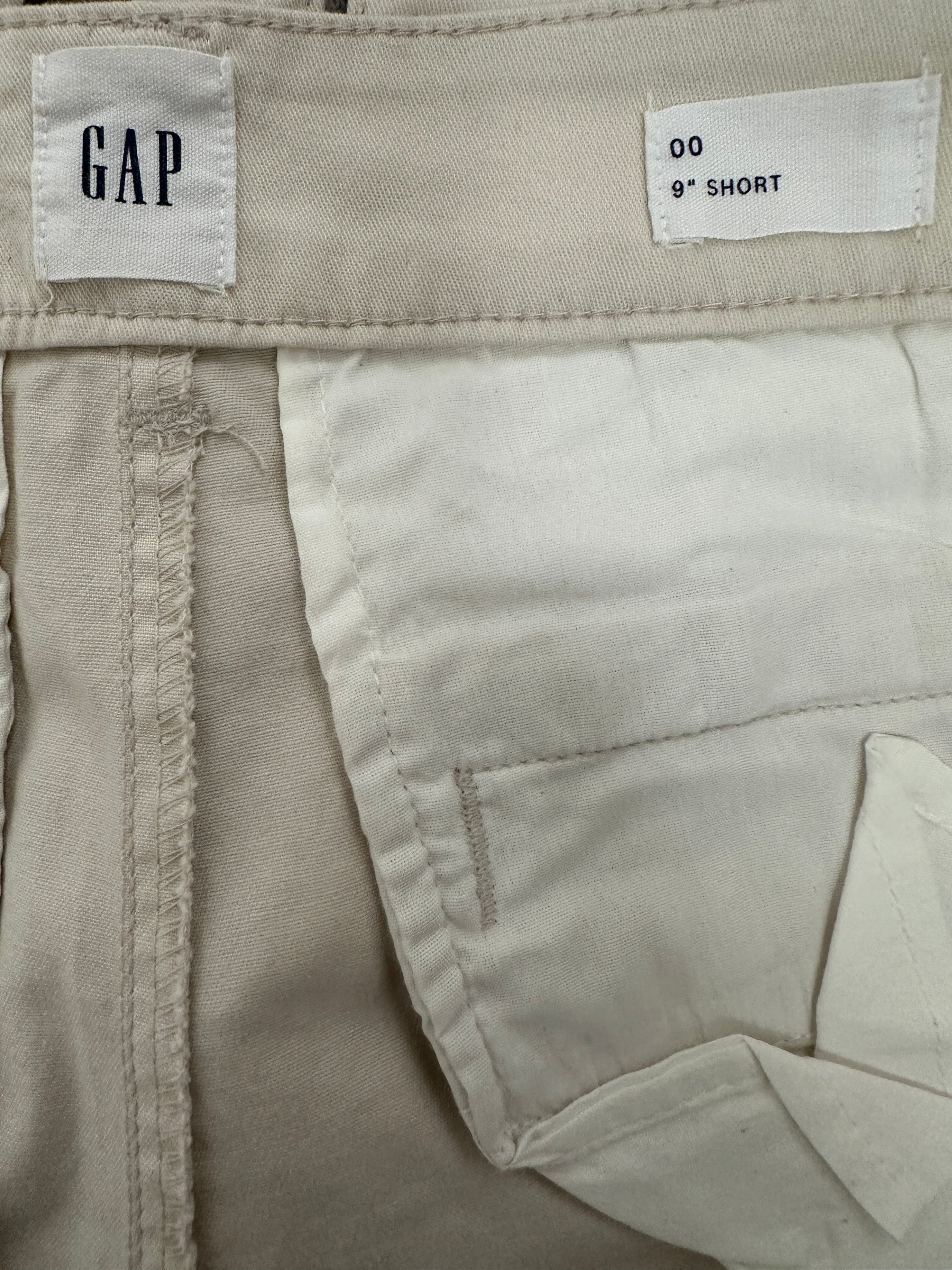 Gap cream short - size 34