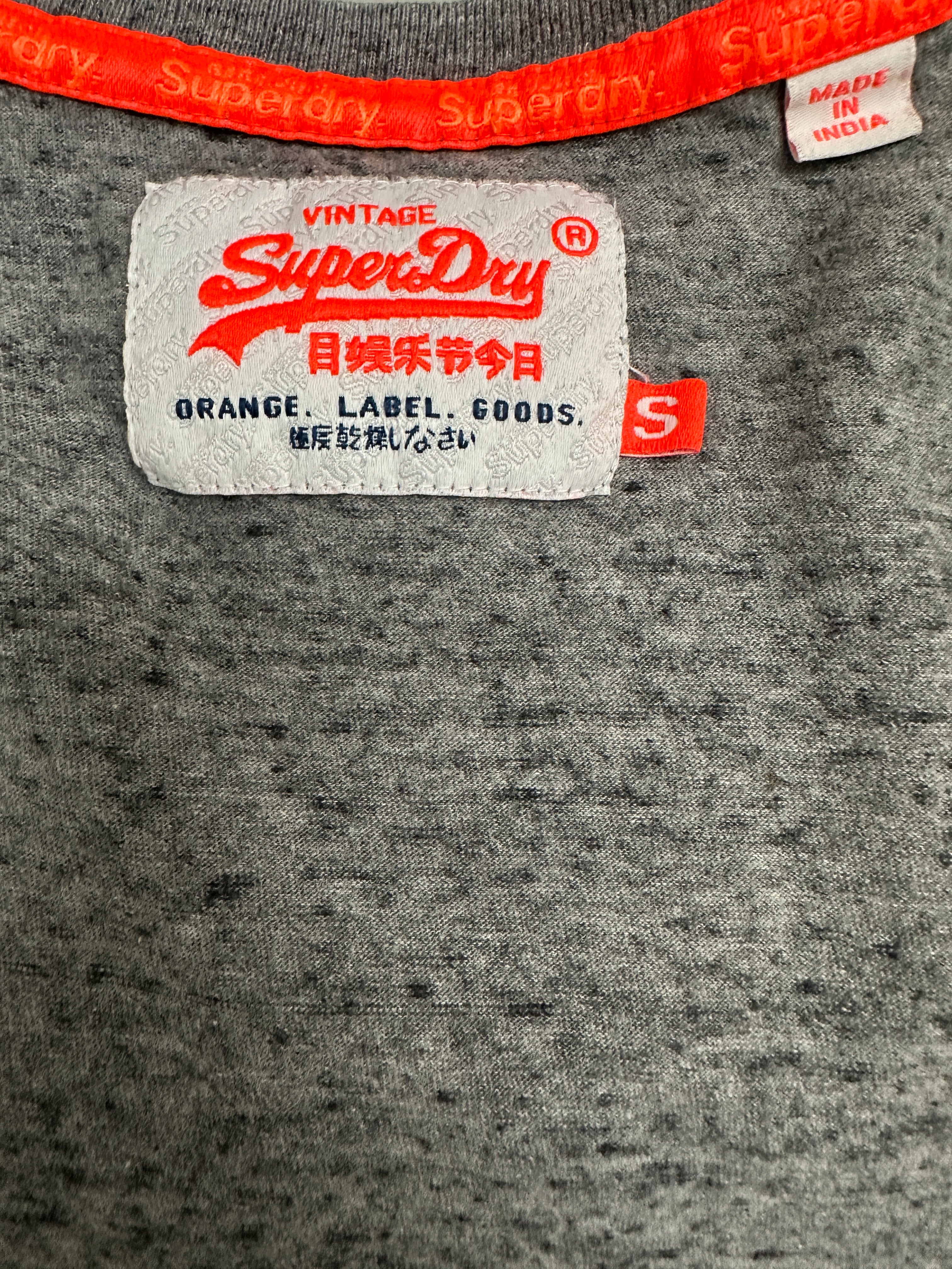 Superdry orange label grey logo t-shirt - size S