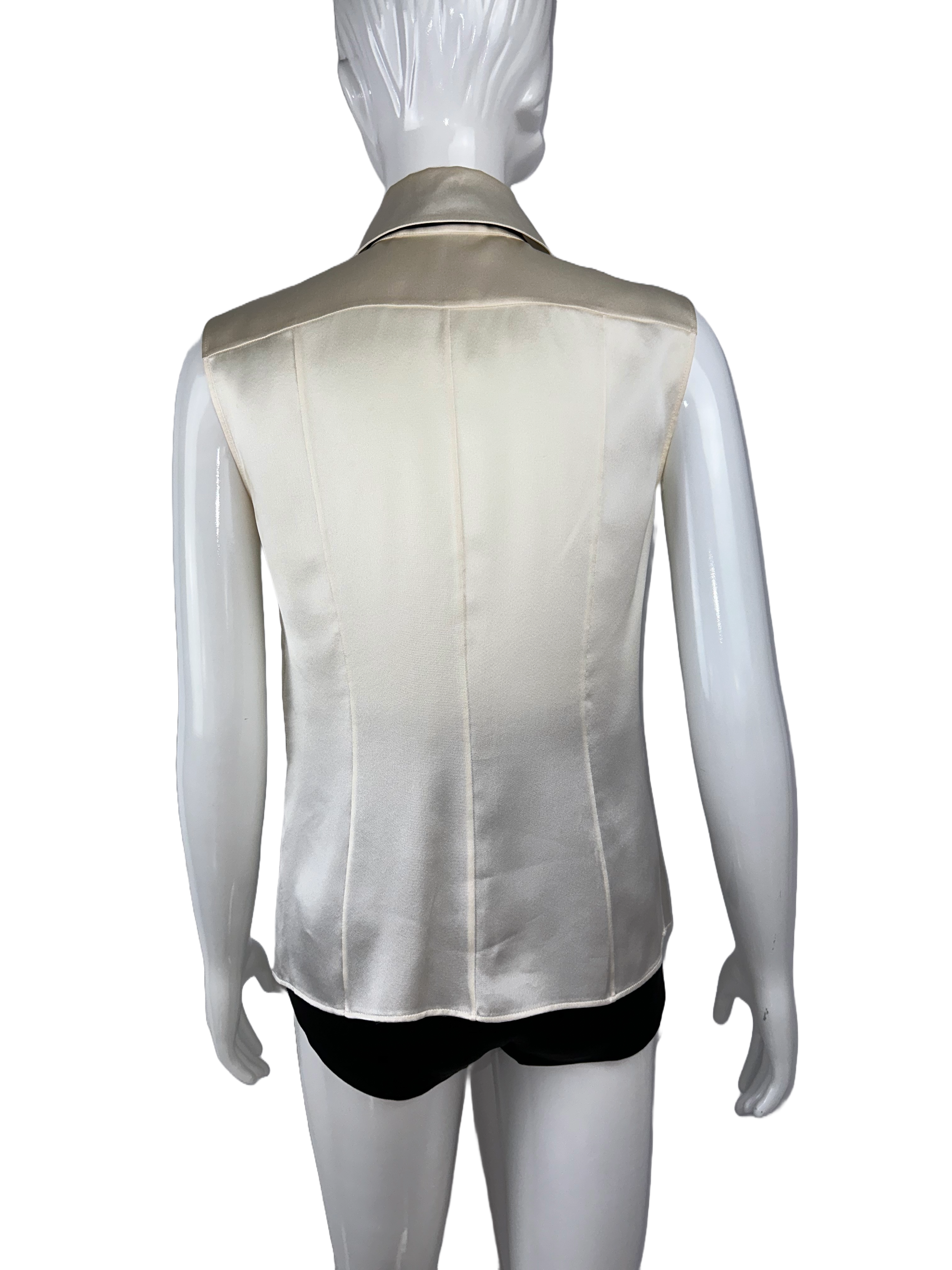Chanel sleeveless silk blouse white with black tie - size 36 FR