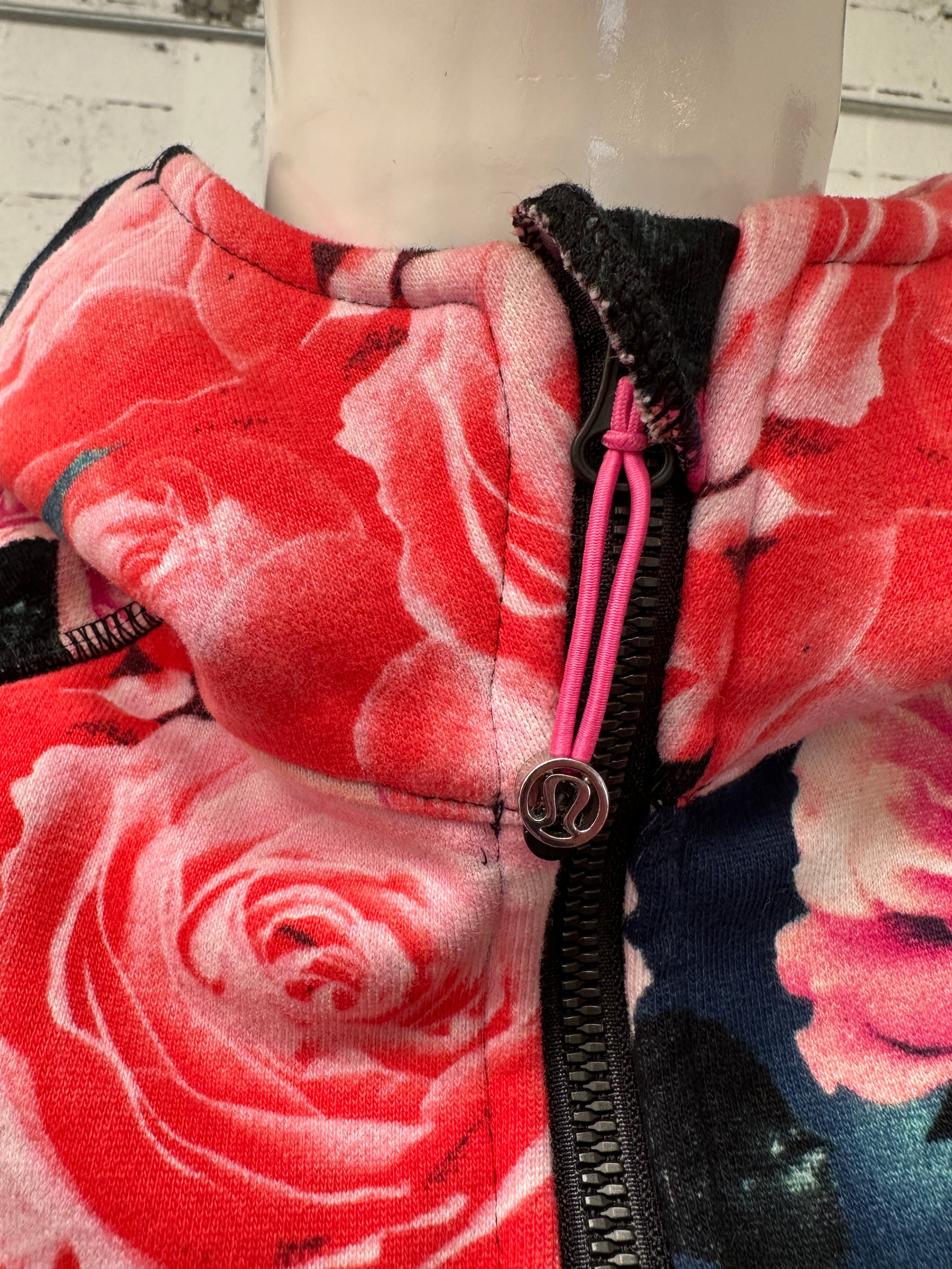Lululemon athletica sporty jacket - size 36