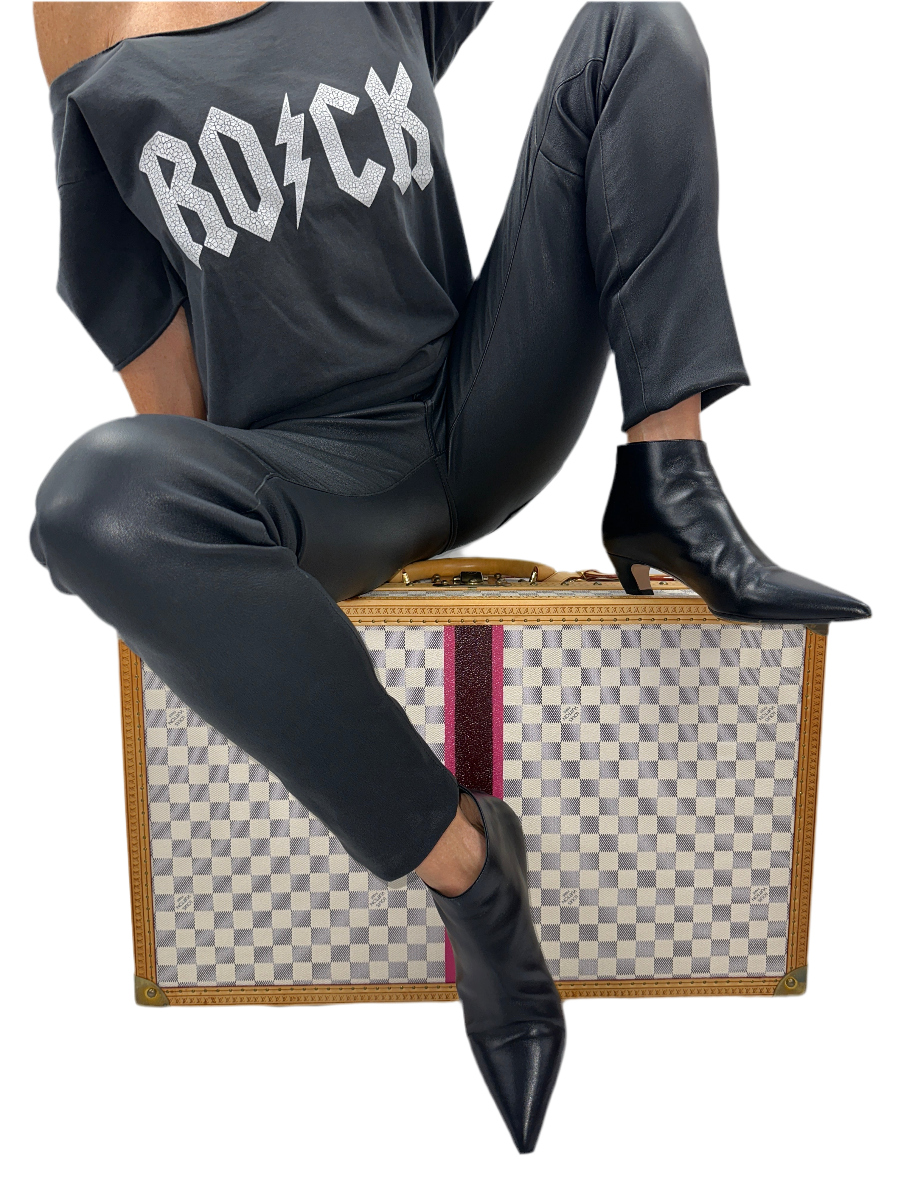 Dior pointed black ankle boots - size 36