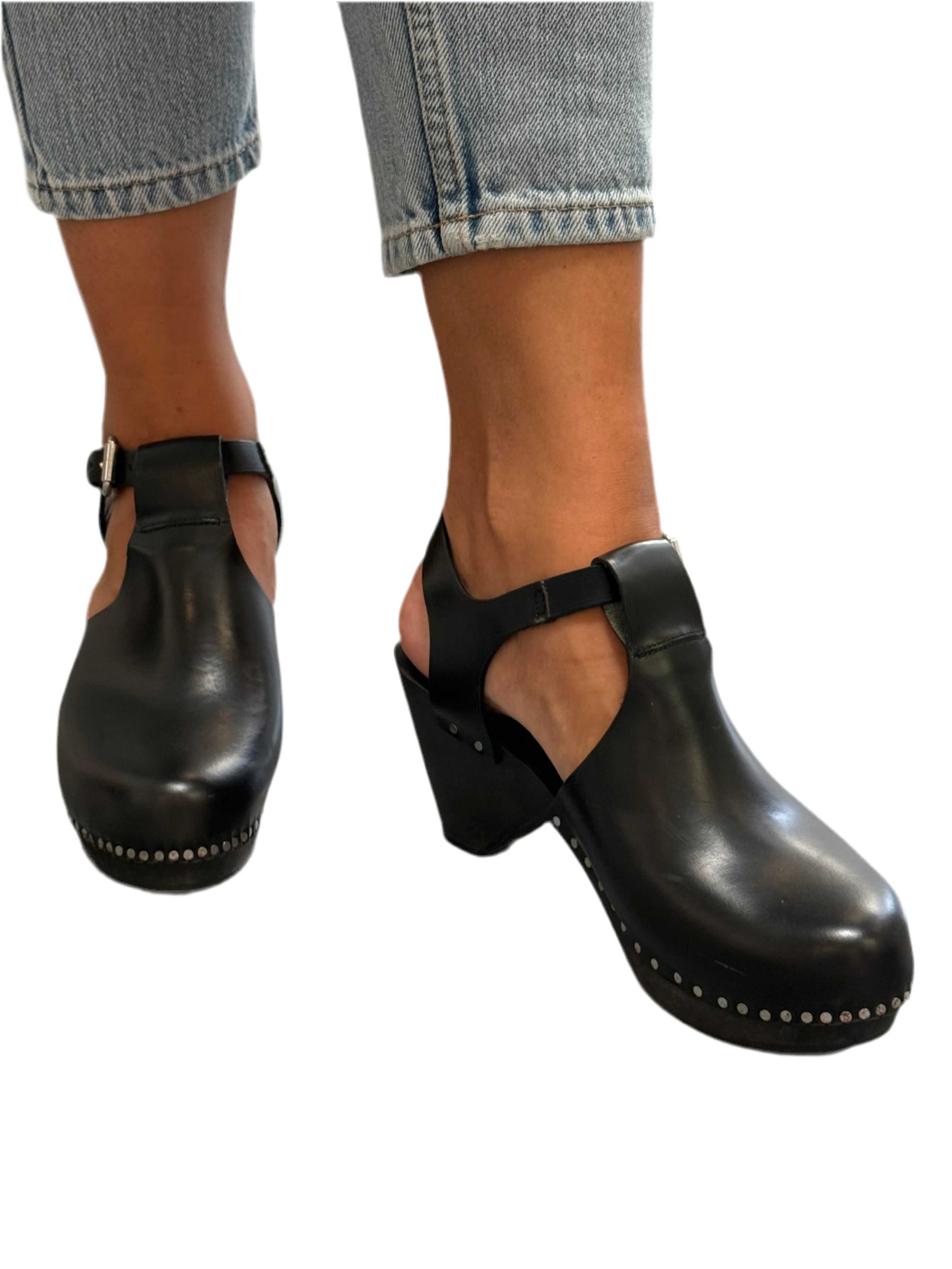 Isabel Marant black clogs - size 39