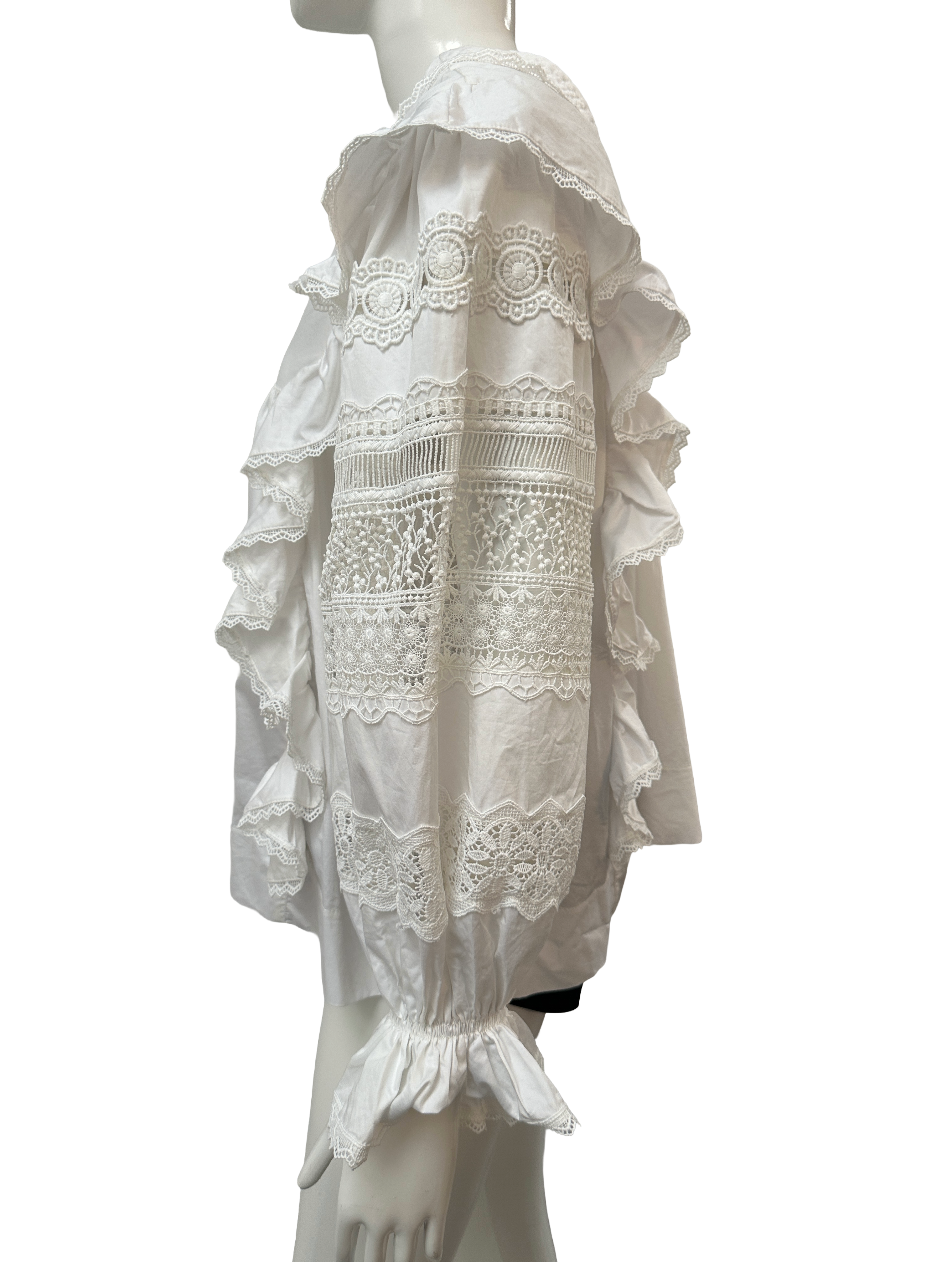 Lug Von Siga white lace ruffled cotton blouse - size 44