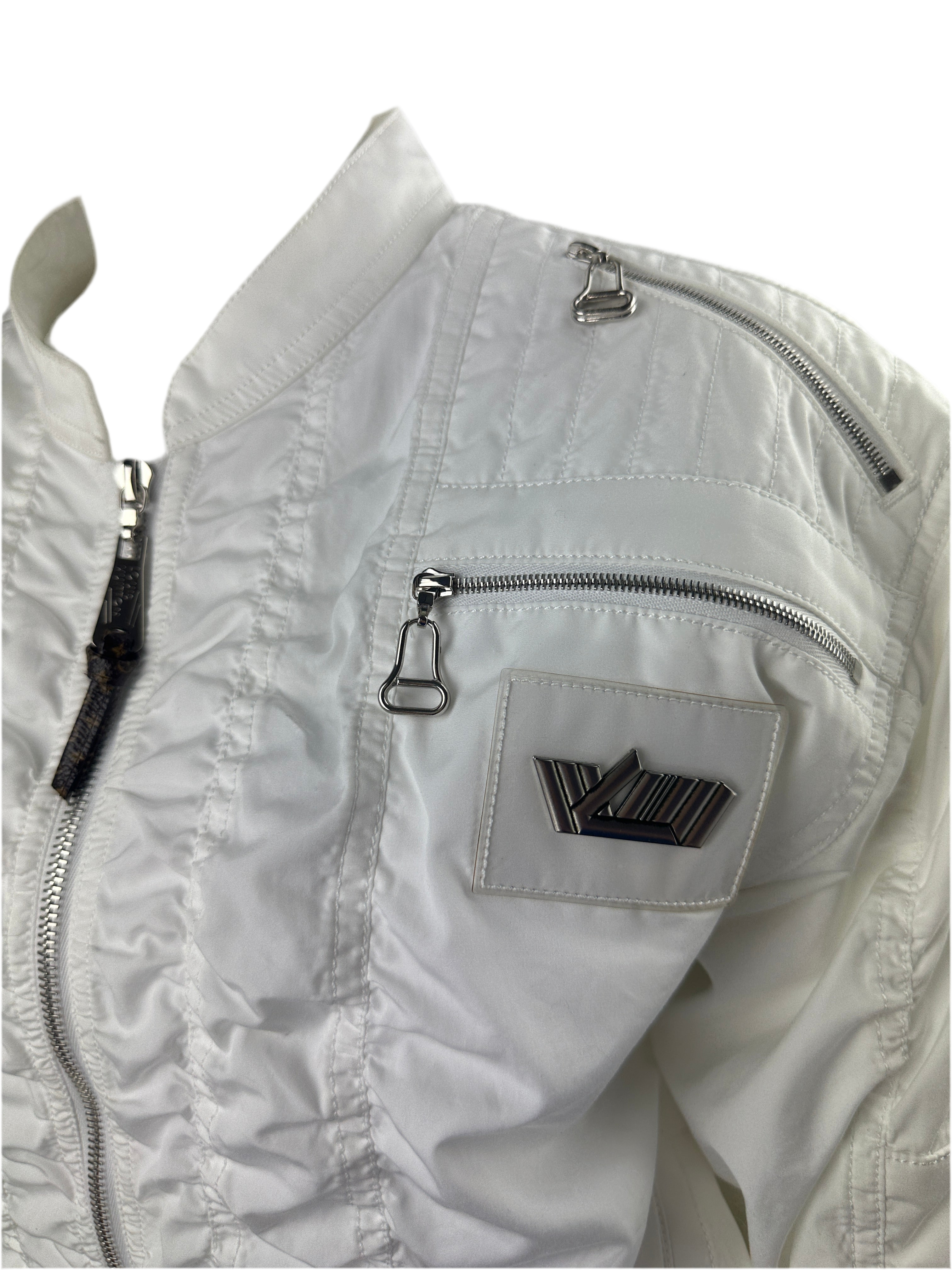 Louis Vuitton white bomber with silver zipper - size 36