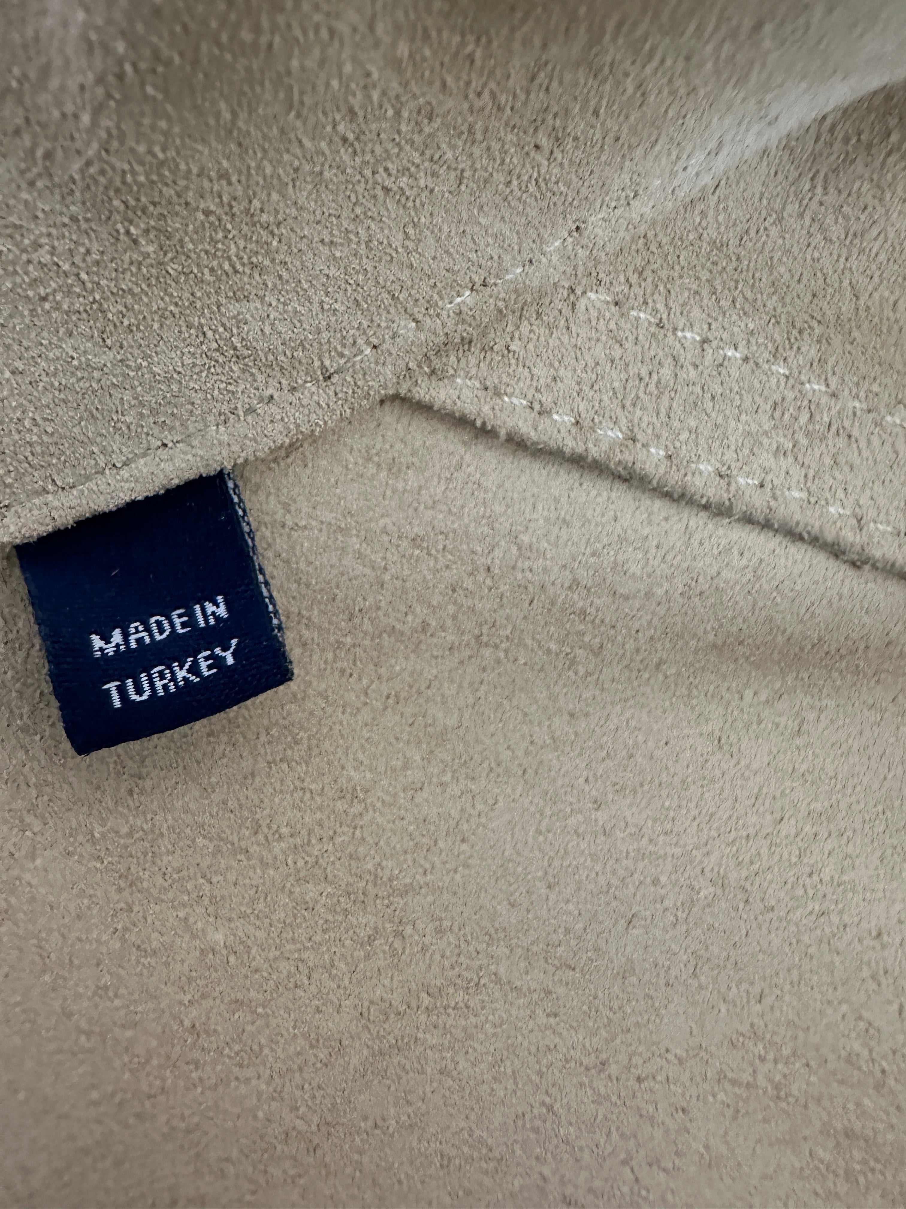 Gant leather jacket with silver details - size 36
