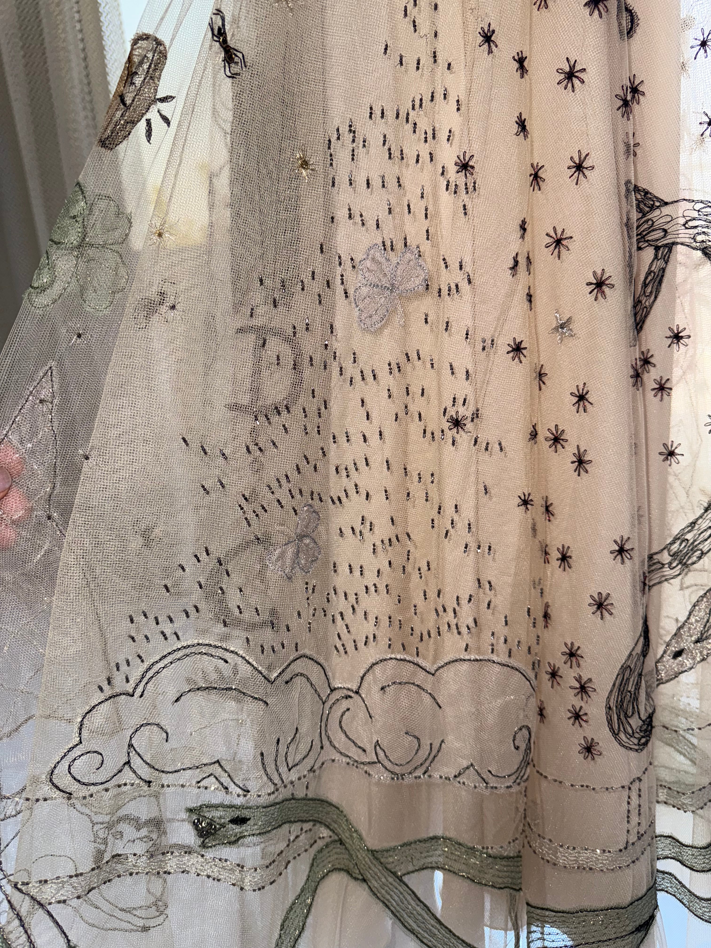 Dior long embroidered skirt - size 36