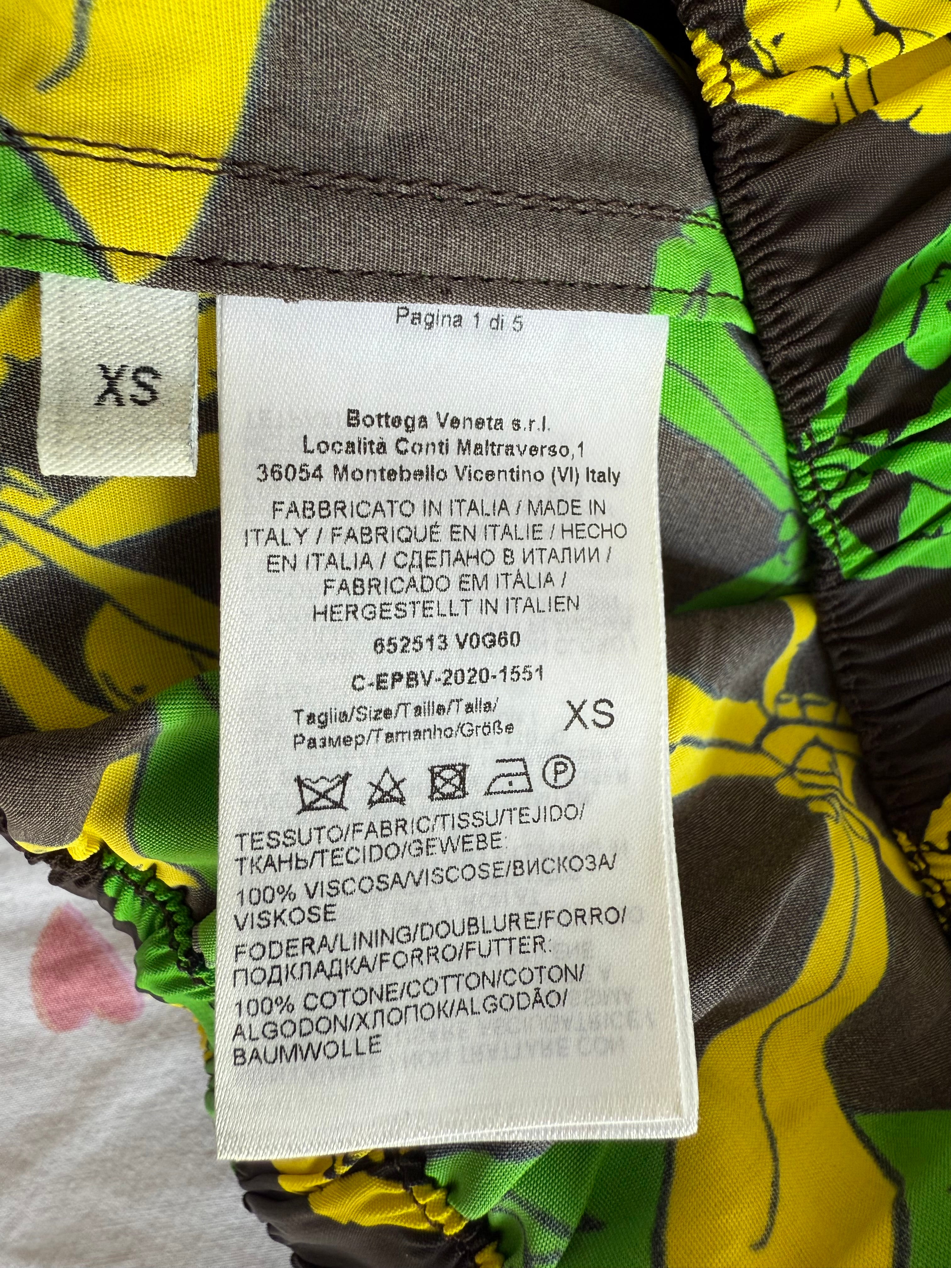 Bottega Veneta fantasia print short - size 34