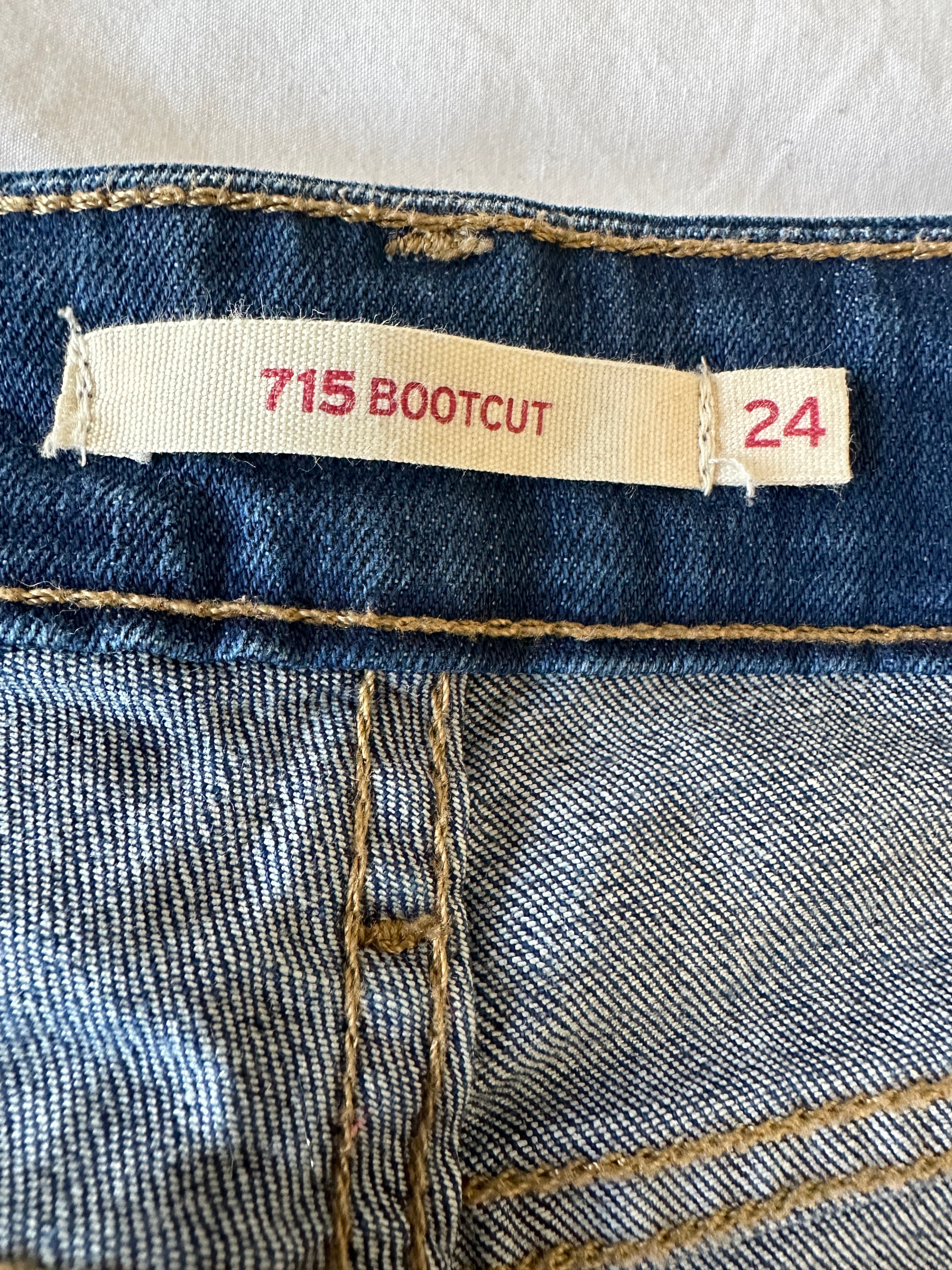 Levi's blue 715 bootcut pants - size 24