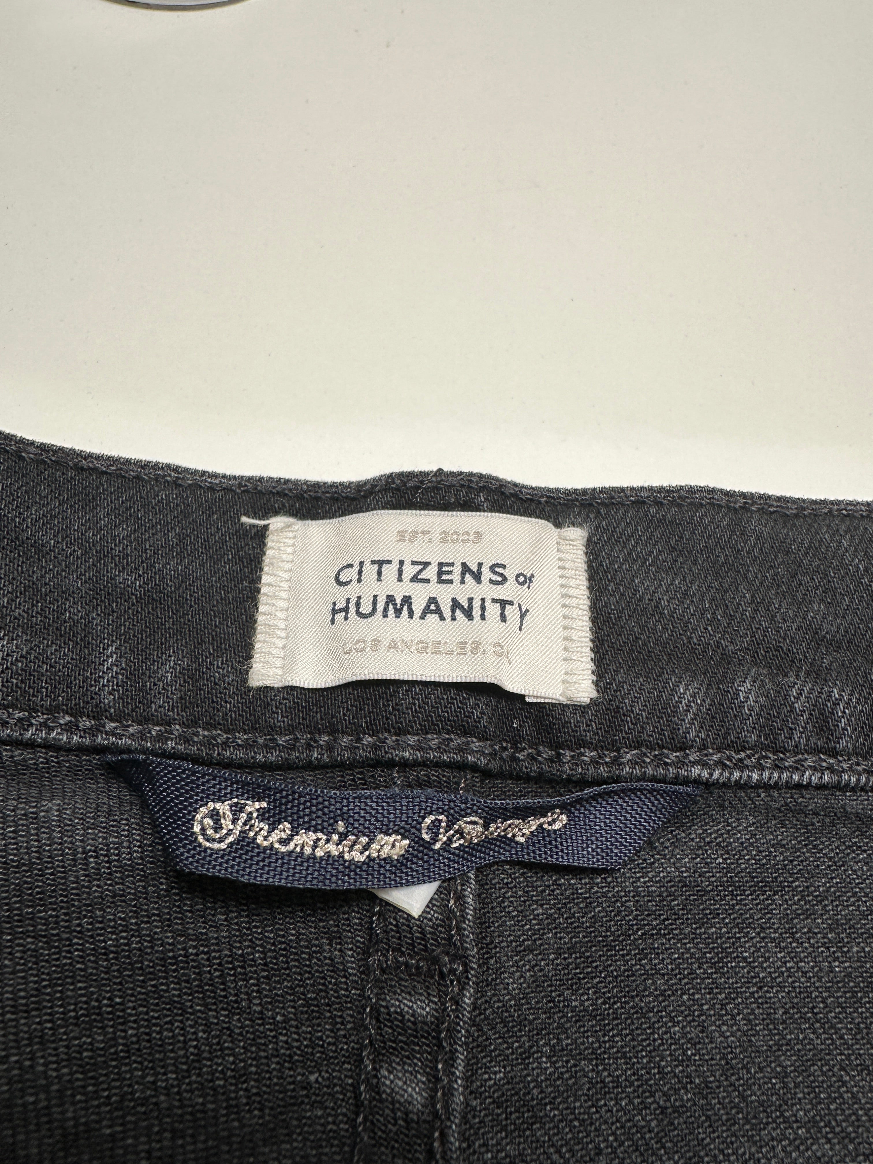 Citizens of Humanity black Daphne crop - size 27