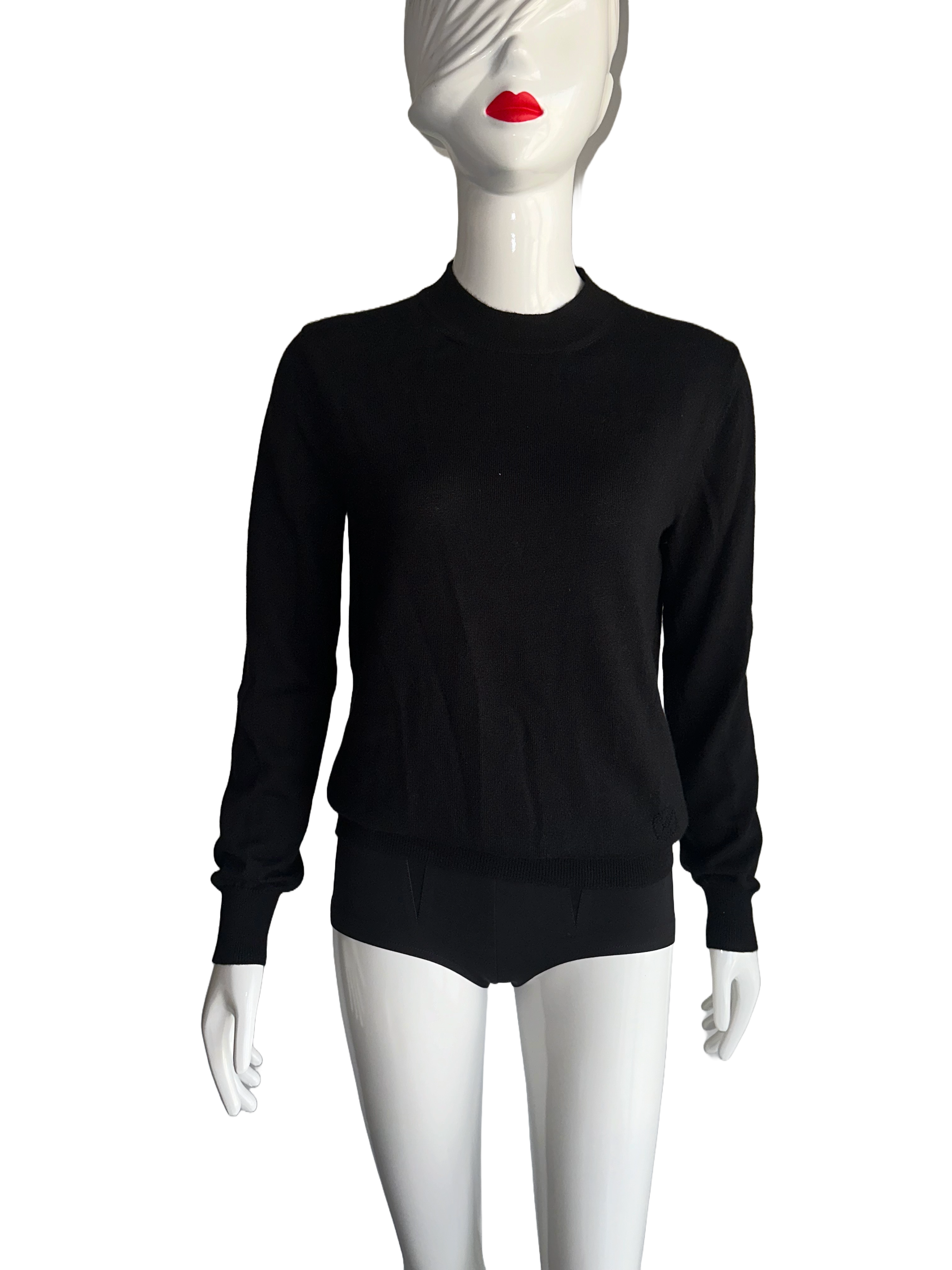 Louis vuitton black sweater with open back - size 34