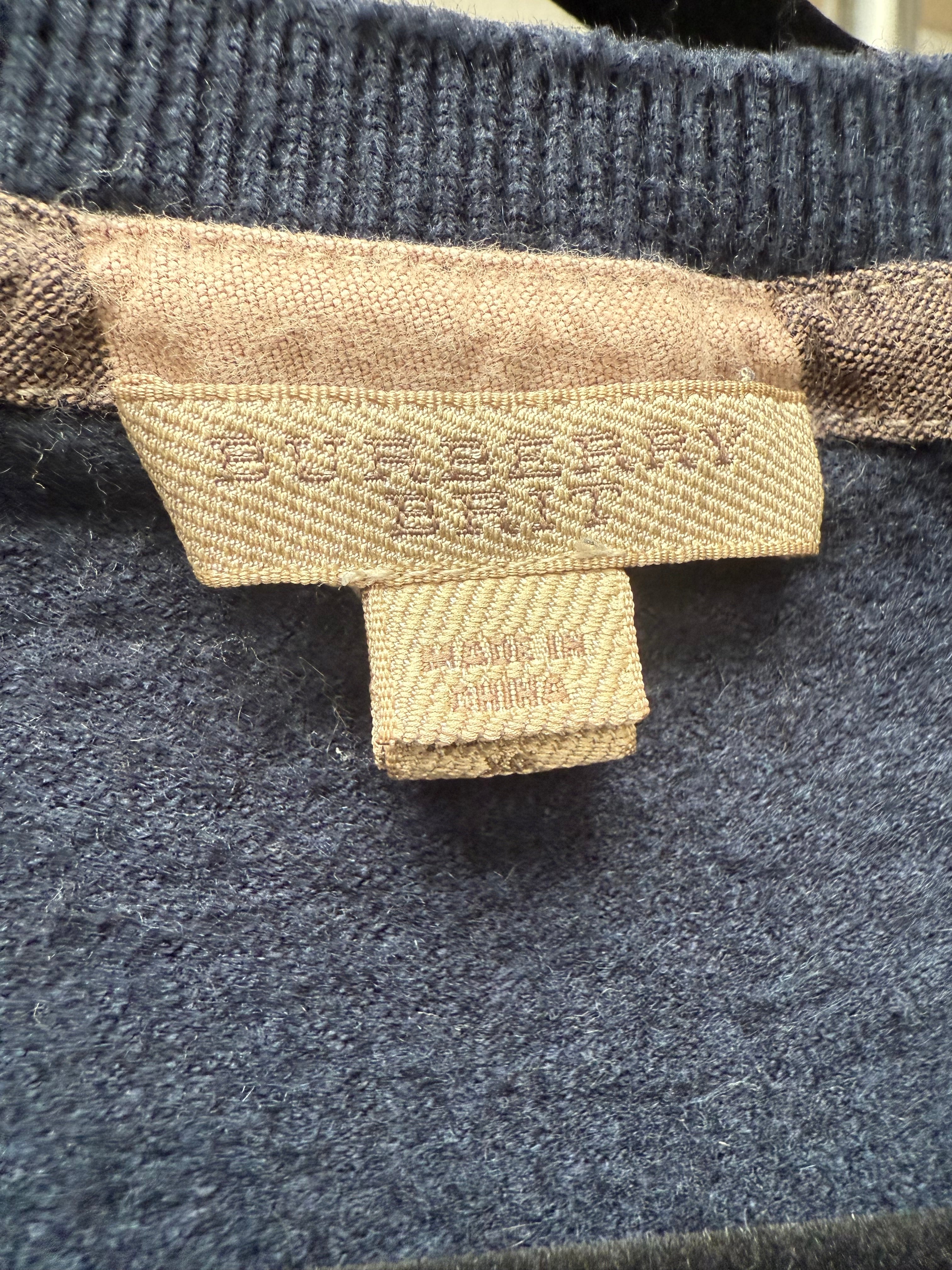 Burberry navy blue cashmere blend sweater - size XL