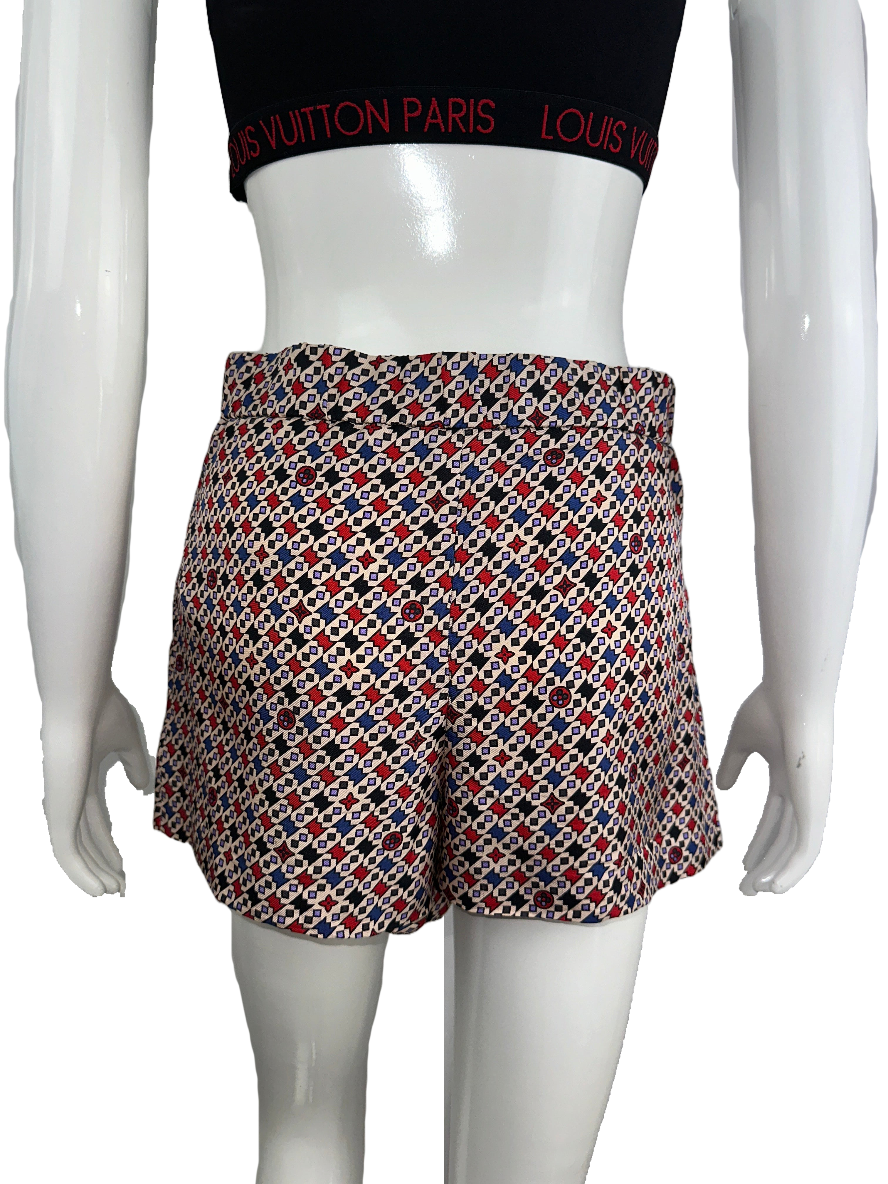 Louis Vuitton beige shorts with blue and red geometric shapes - size 34