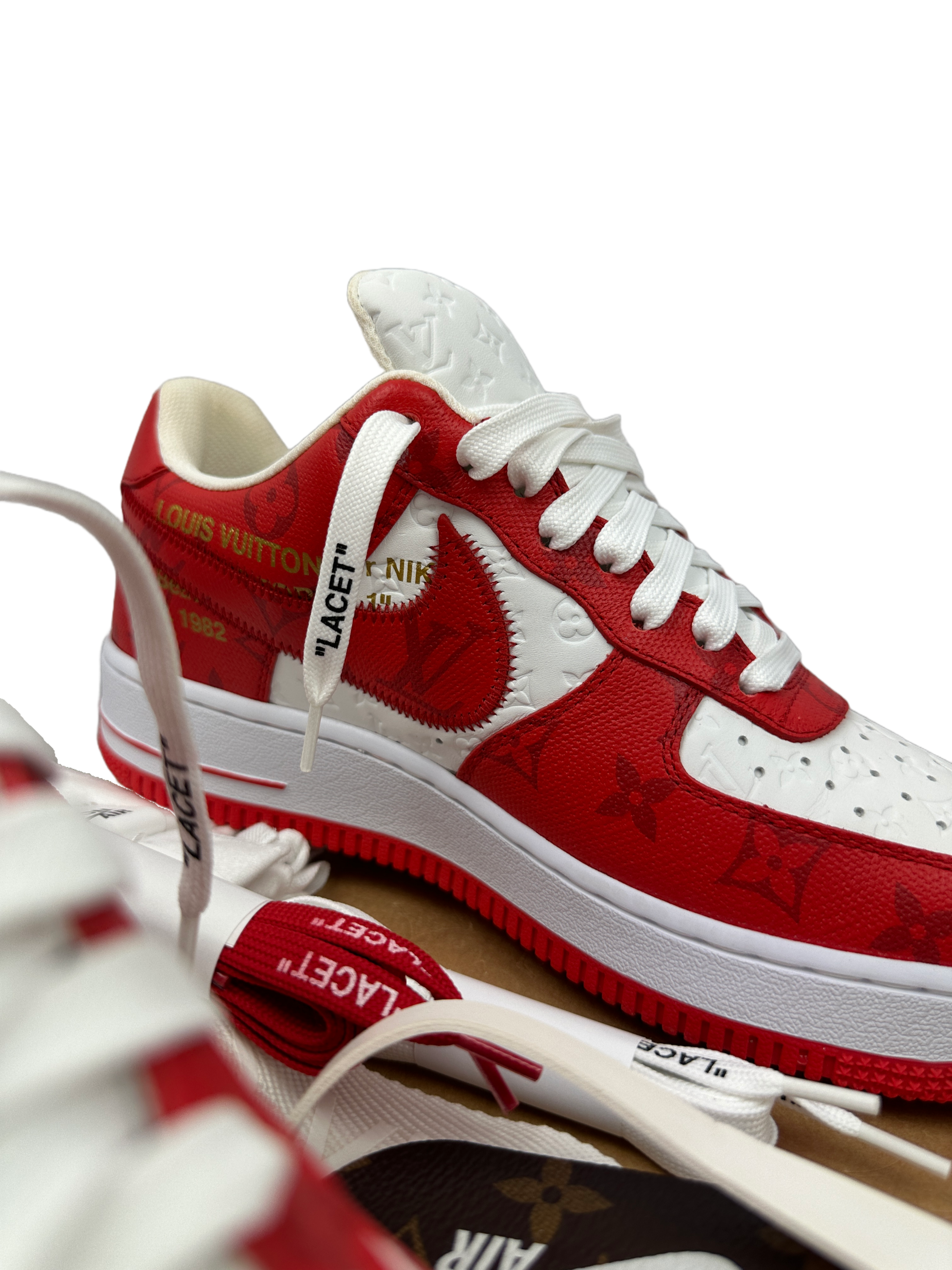 Louis Vuitton X Nike Air Force 1 Comet Red - size 40.5