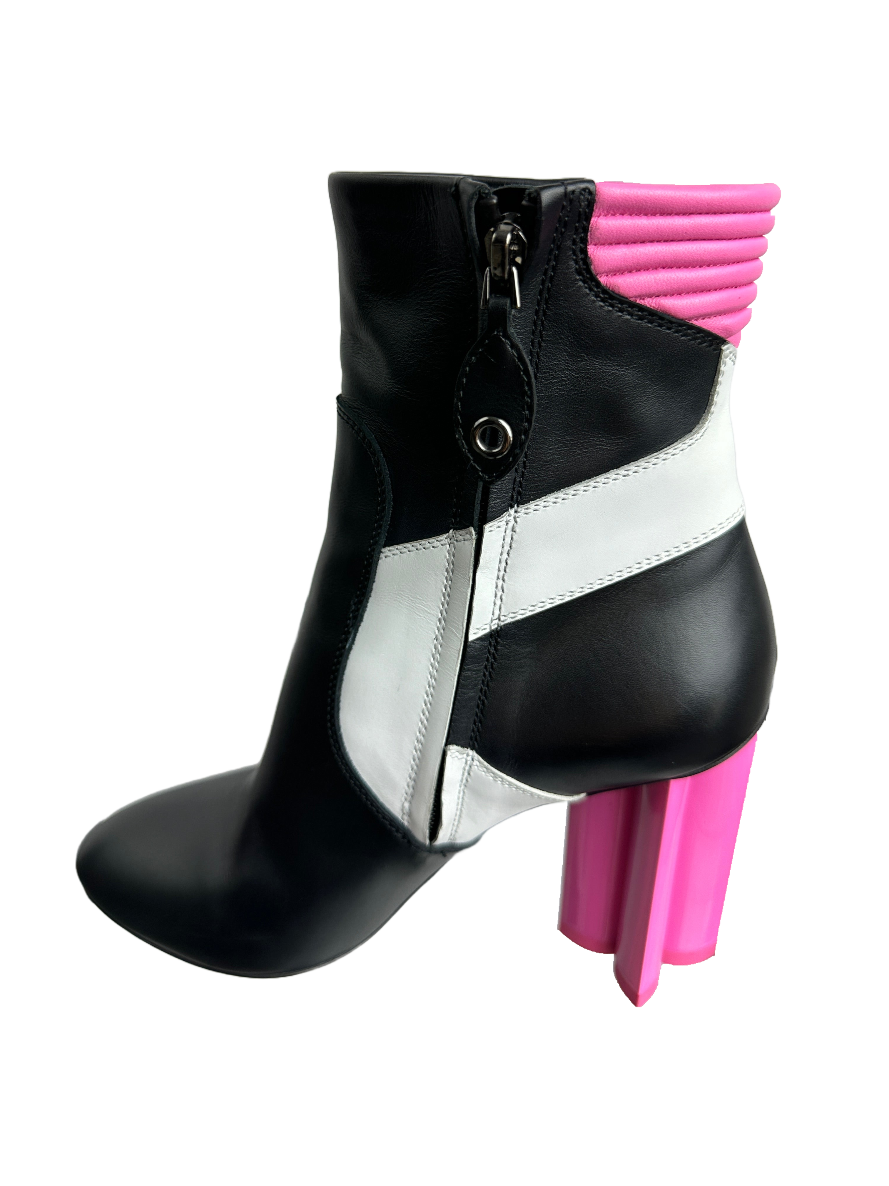 Louis Vuitton silhouette ankle boots - size 37
