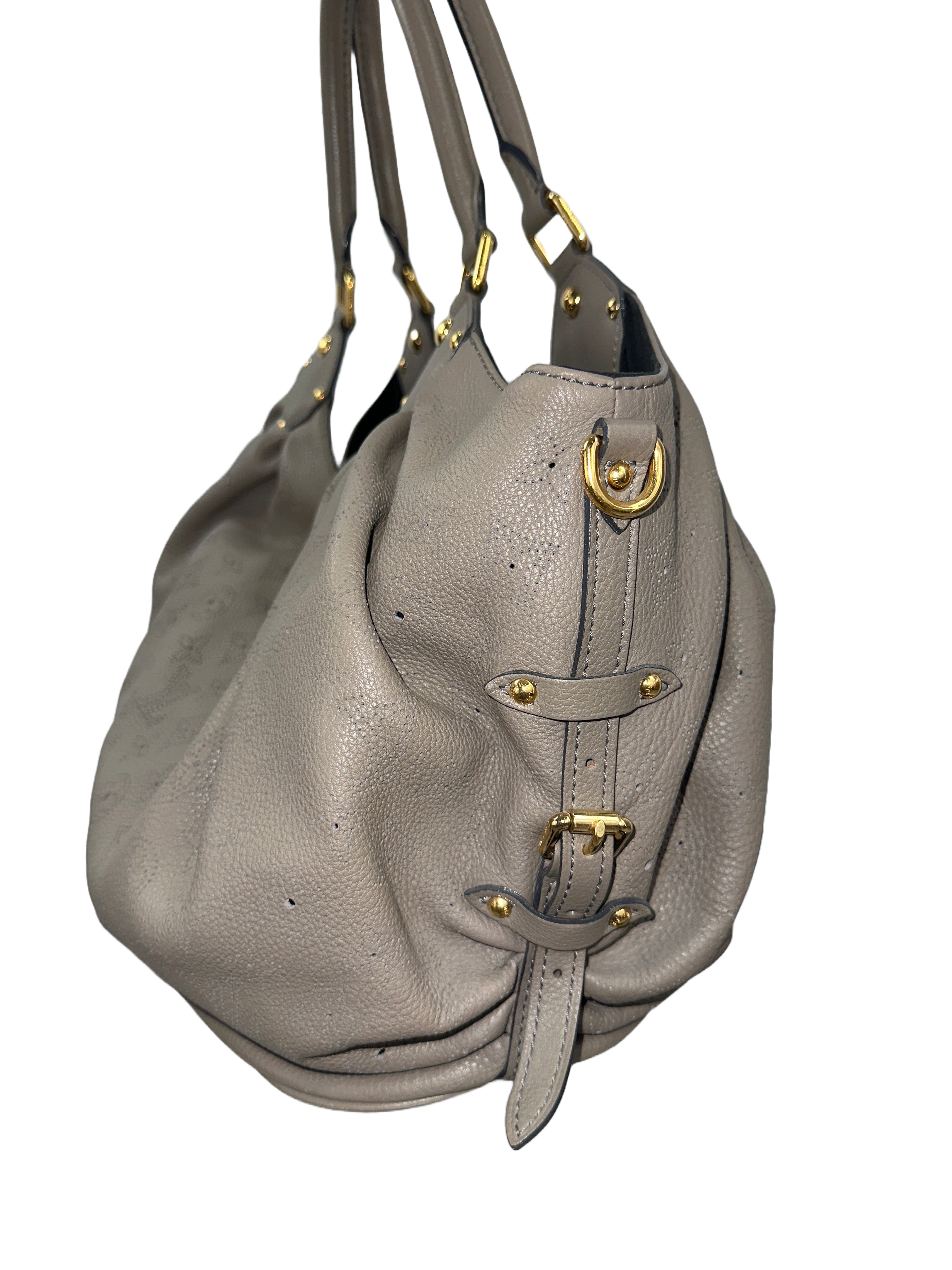Louis Vuitton Mahina grey pearl L