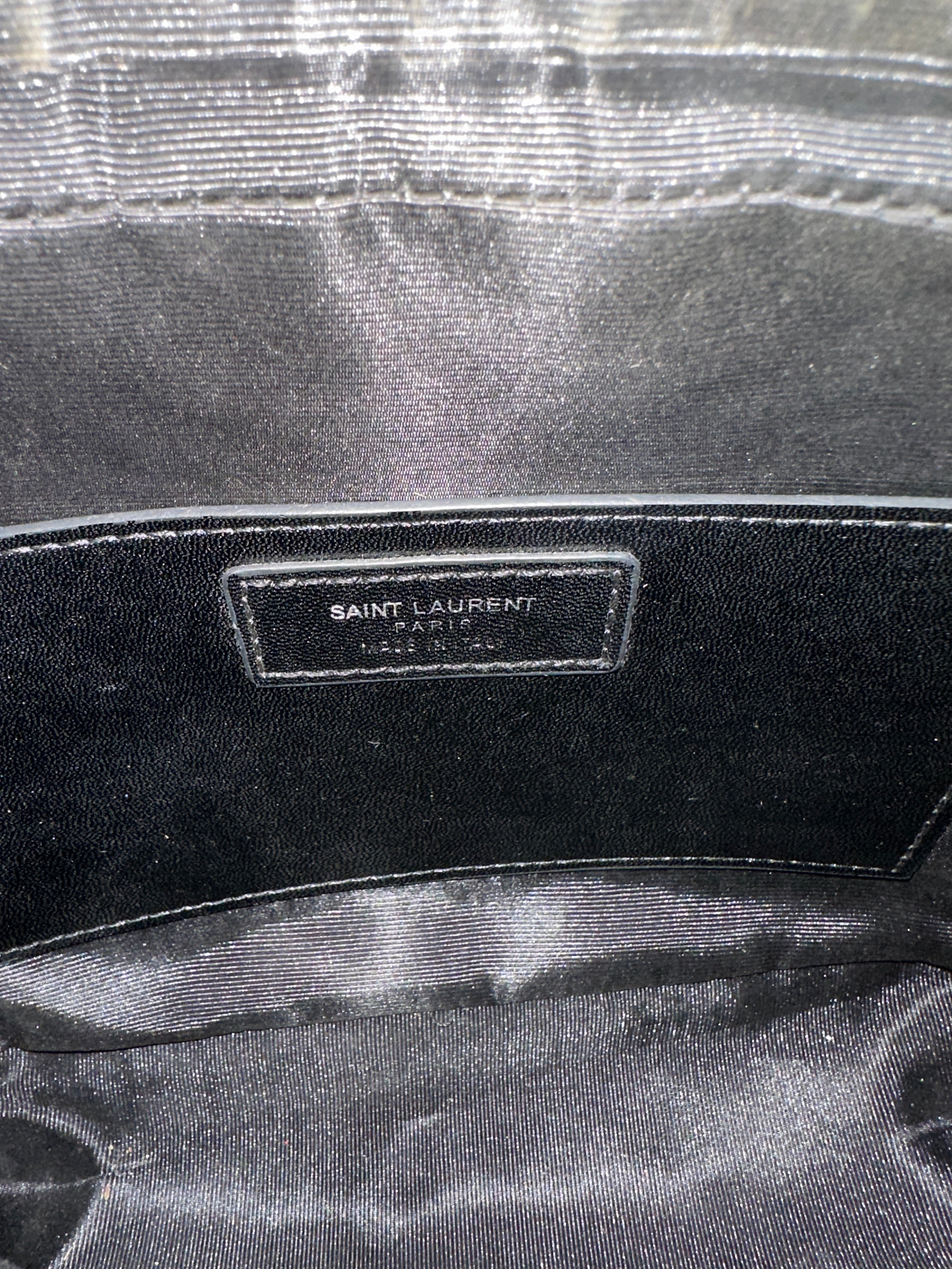 Yves Saint Laurent lou camera bag