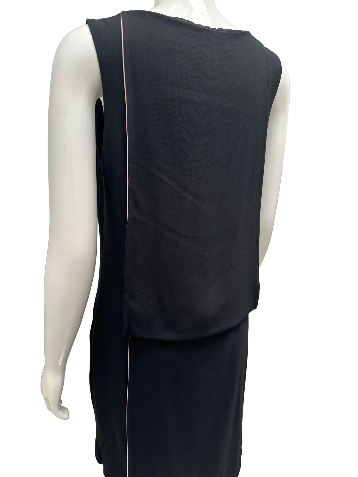 Jonofui black dress pink interior - size 44
