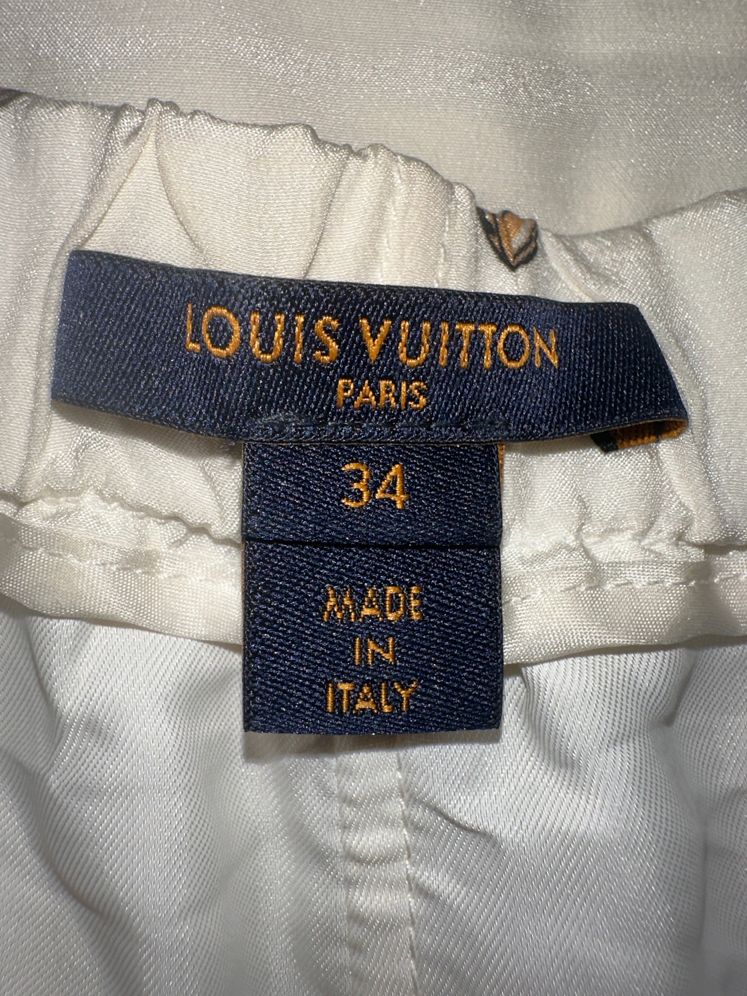 Louis Vuitton short beige with icon Louis Vuitton - size 34