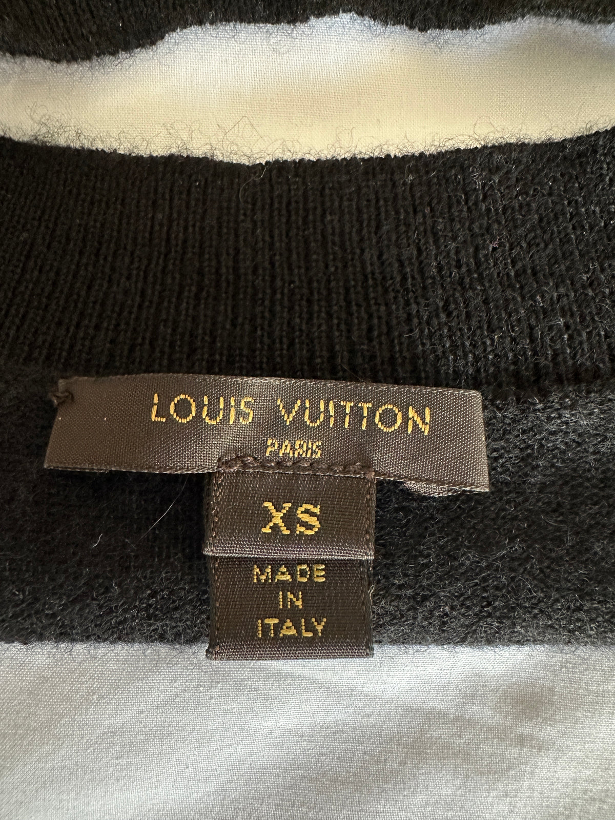 Louis vuitton black sweater with open back - size 34