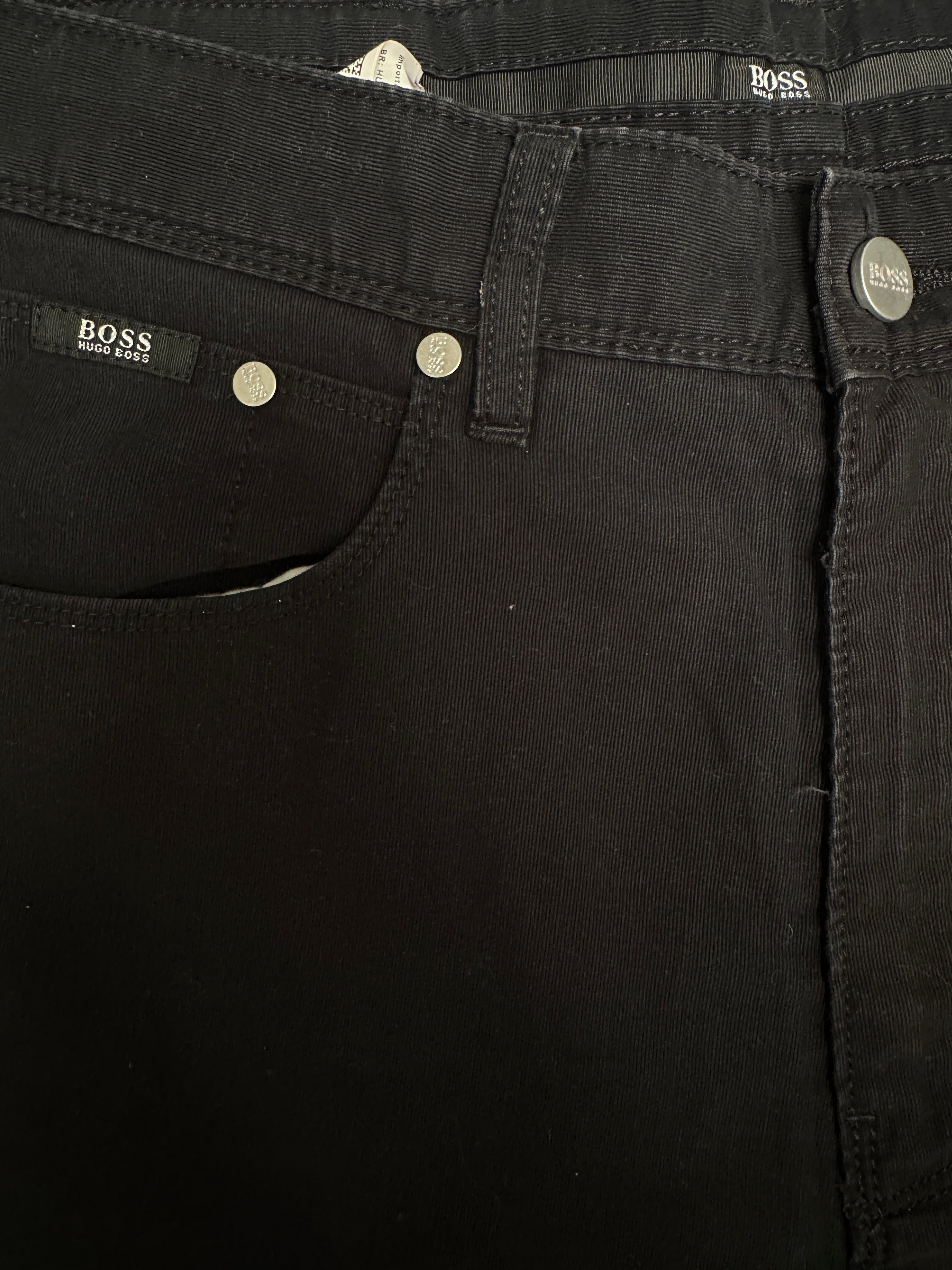 Hugo Boss black straight-leg jeans - size W32 L34