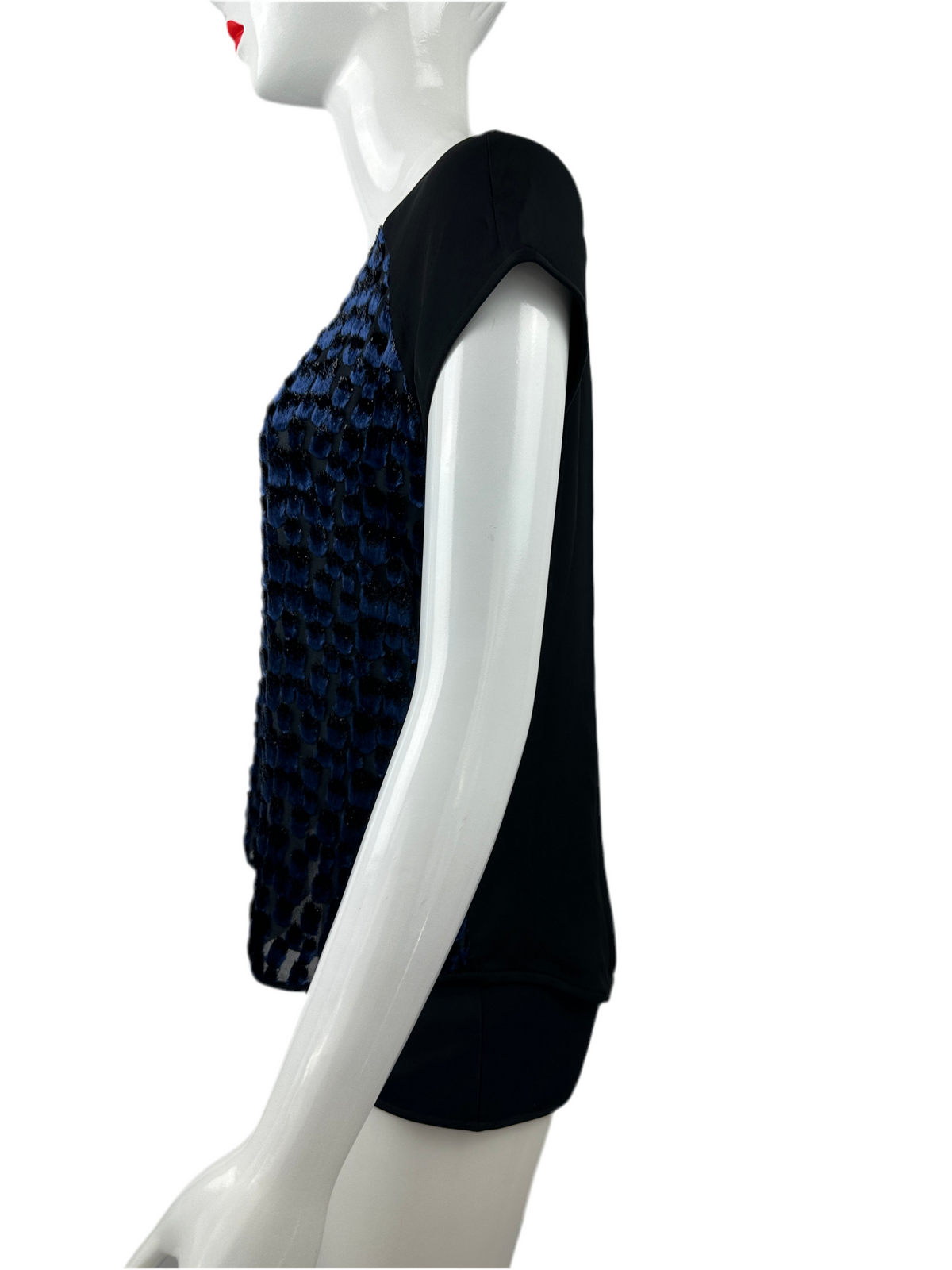 Diane Von Furstenberg black top with blue pile dot detail on front - size 36