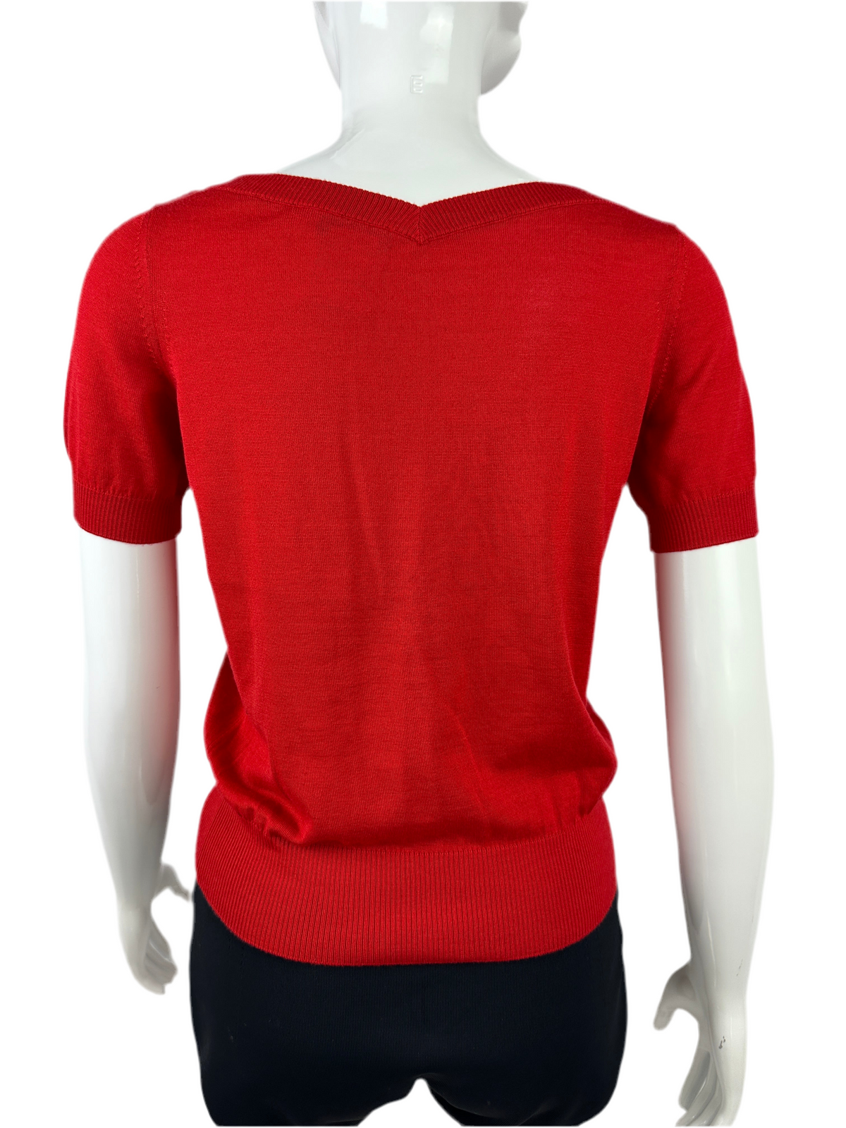 Chanel thin red V-neck sweater short-sleeved - size 36