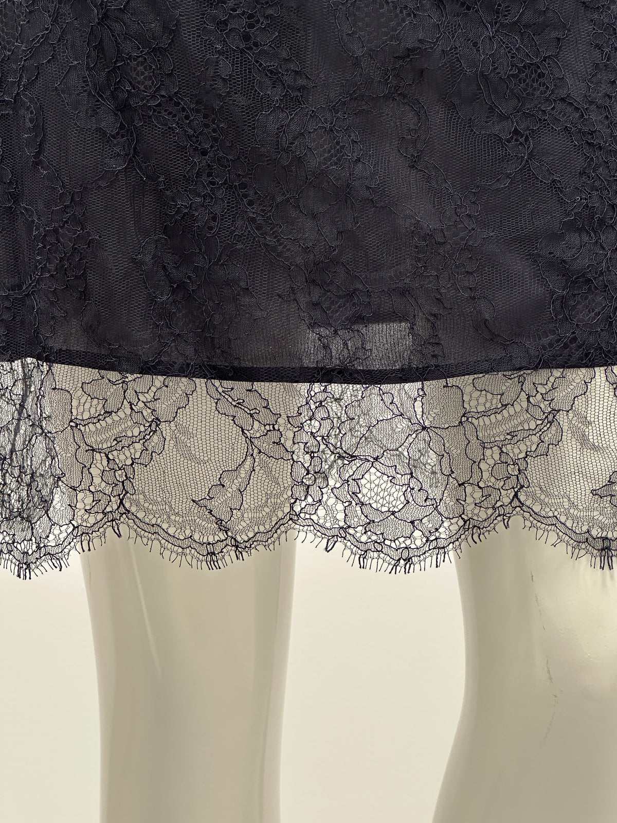 Chanel navy blue lace skirt - size 42