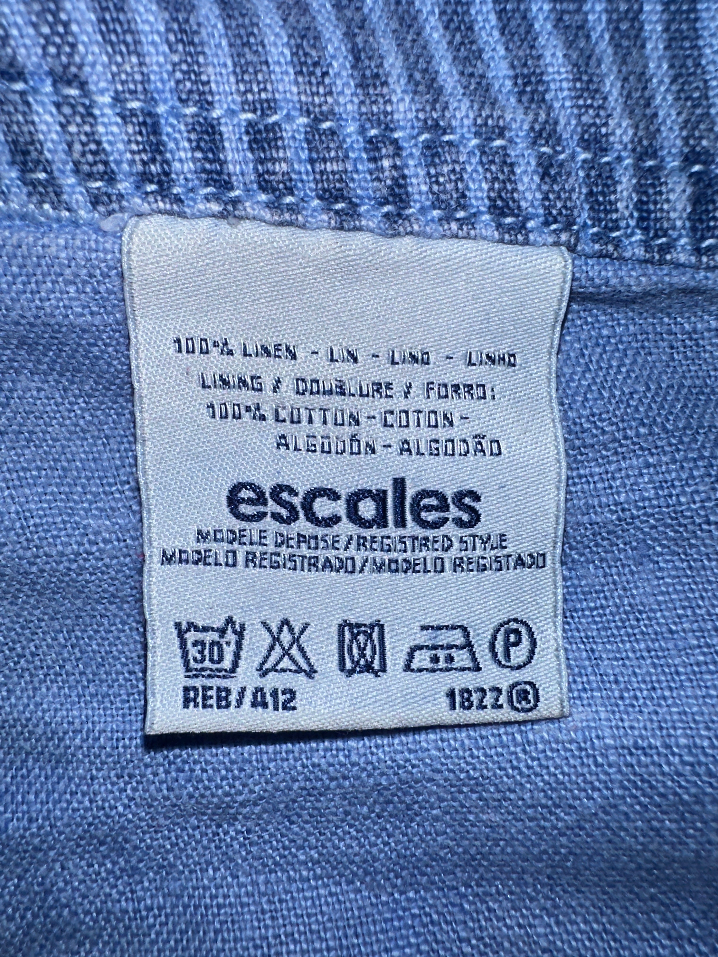 Escales blue shorts - size 34