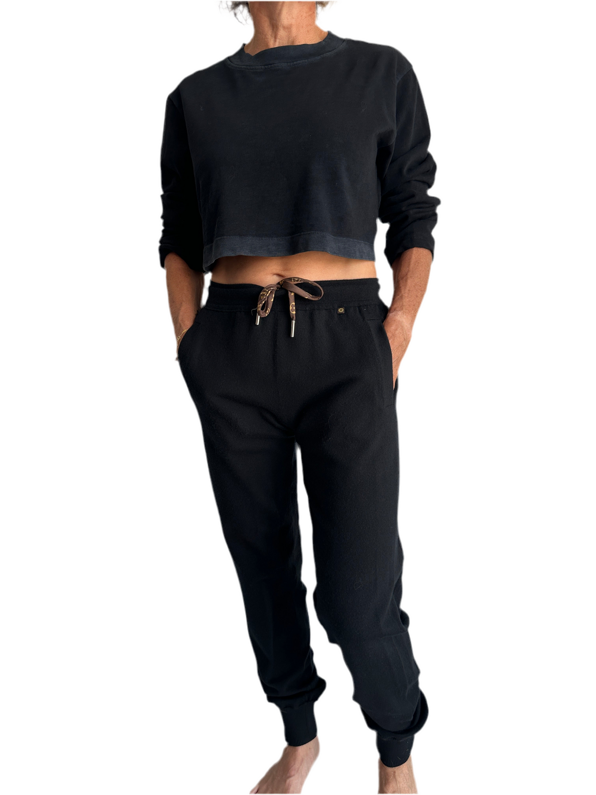 Louis vuitton black jogging suit with monogrammed details in pockets and drawstrings - size 34