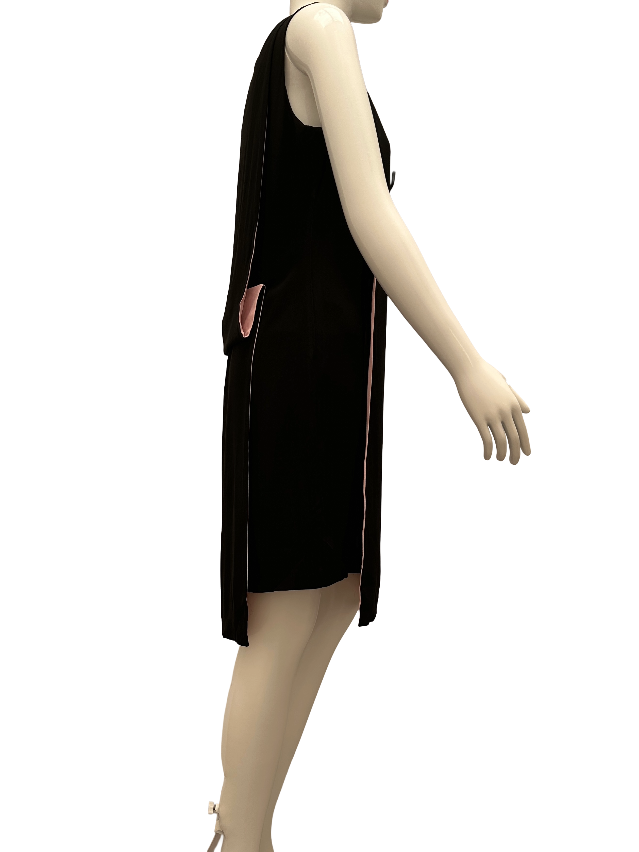 Jonofui black dress pink interior - size 44