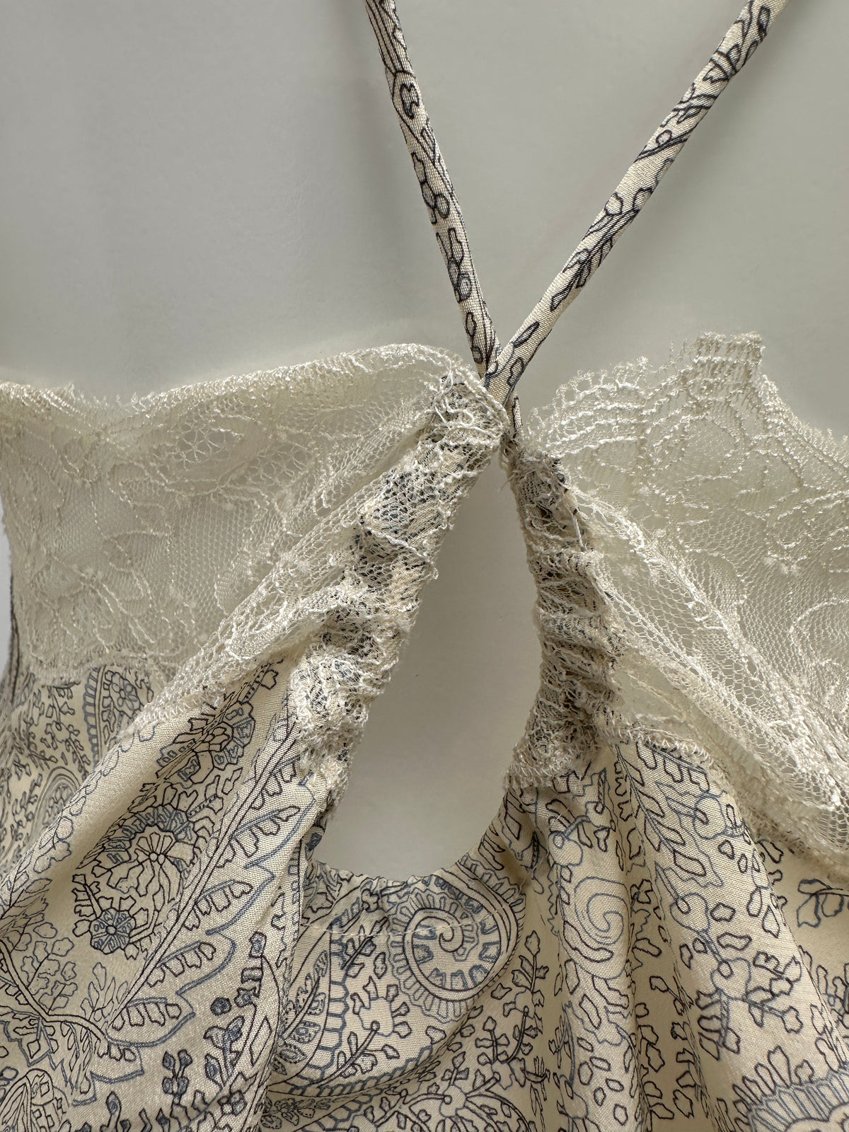 Zadig & Voltaire cream tank top with pattern and lace - size 38