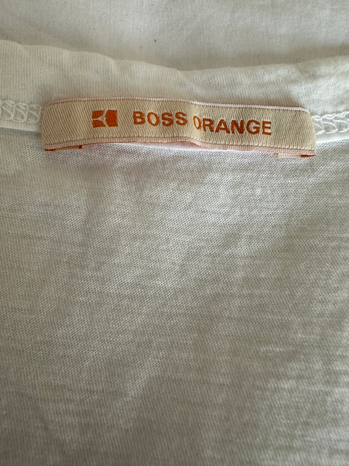 Boss orange white tee shirt with writing - size 36