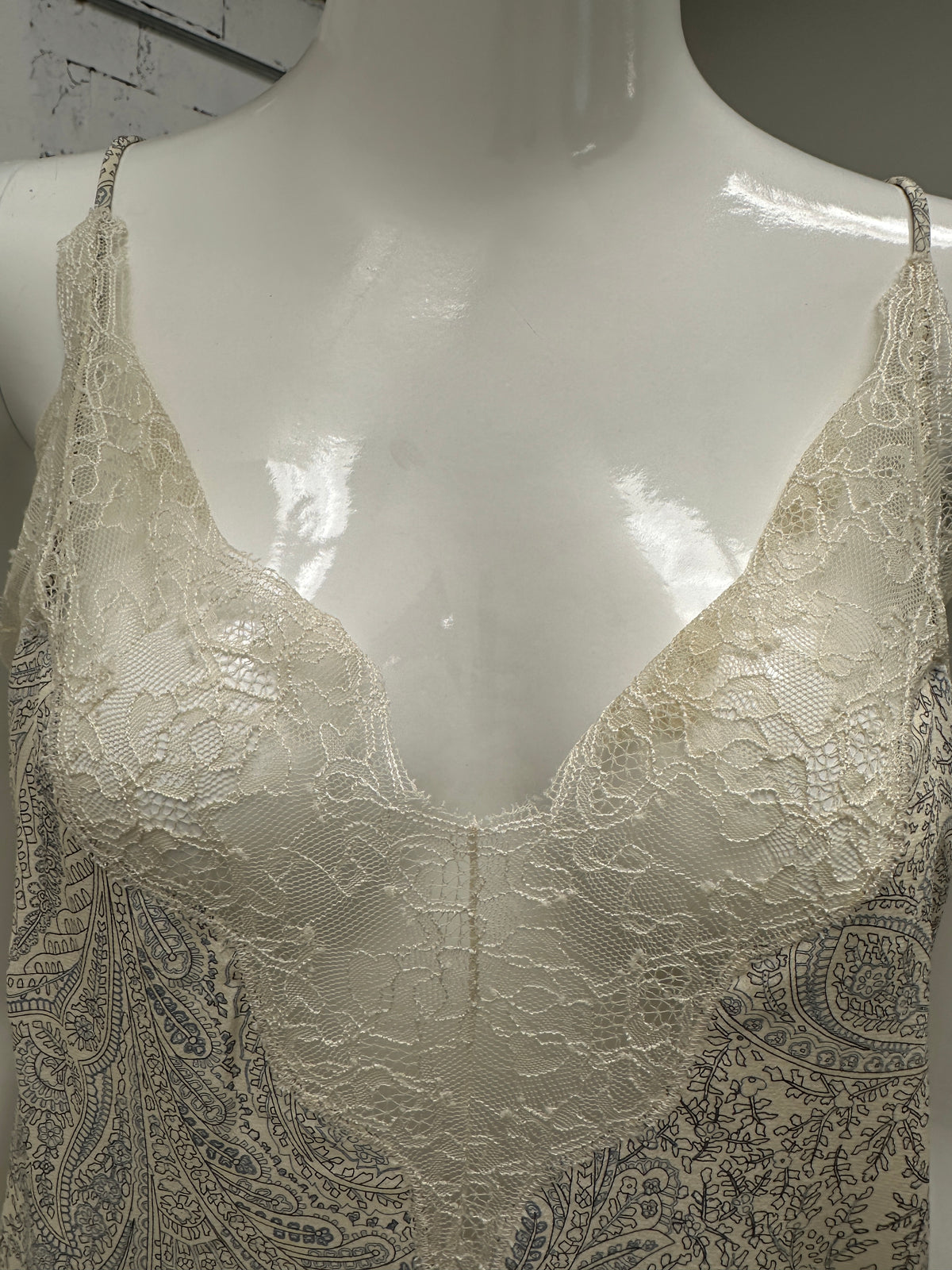Zadig & Voltaire cream tank top with pattern and lace - size 38