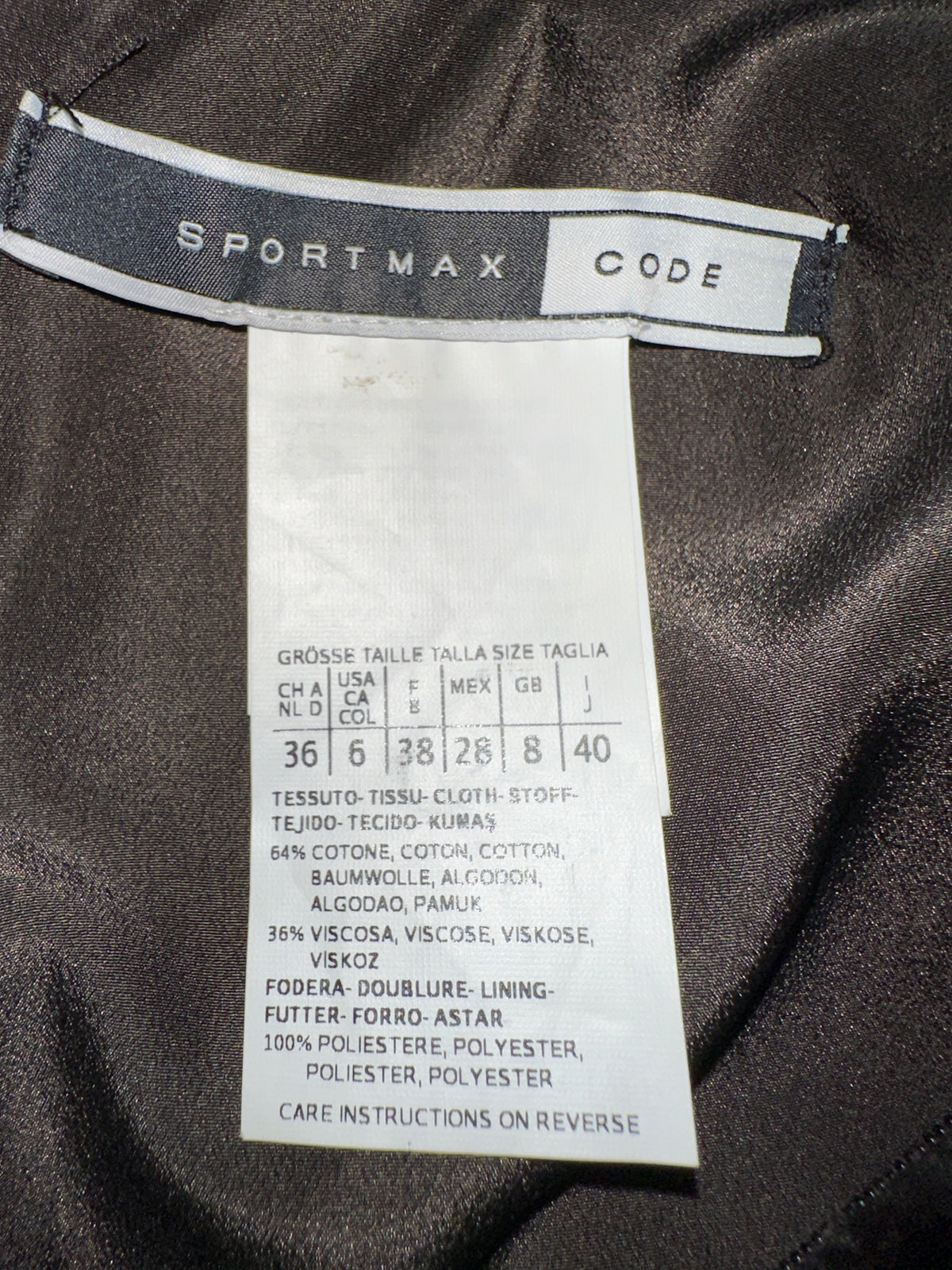 SportMax Code leopard print tee shirt with leather collar - size 36