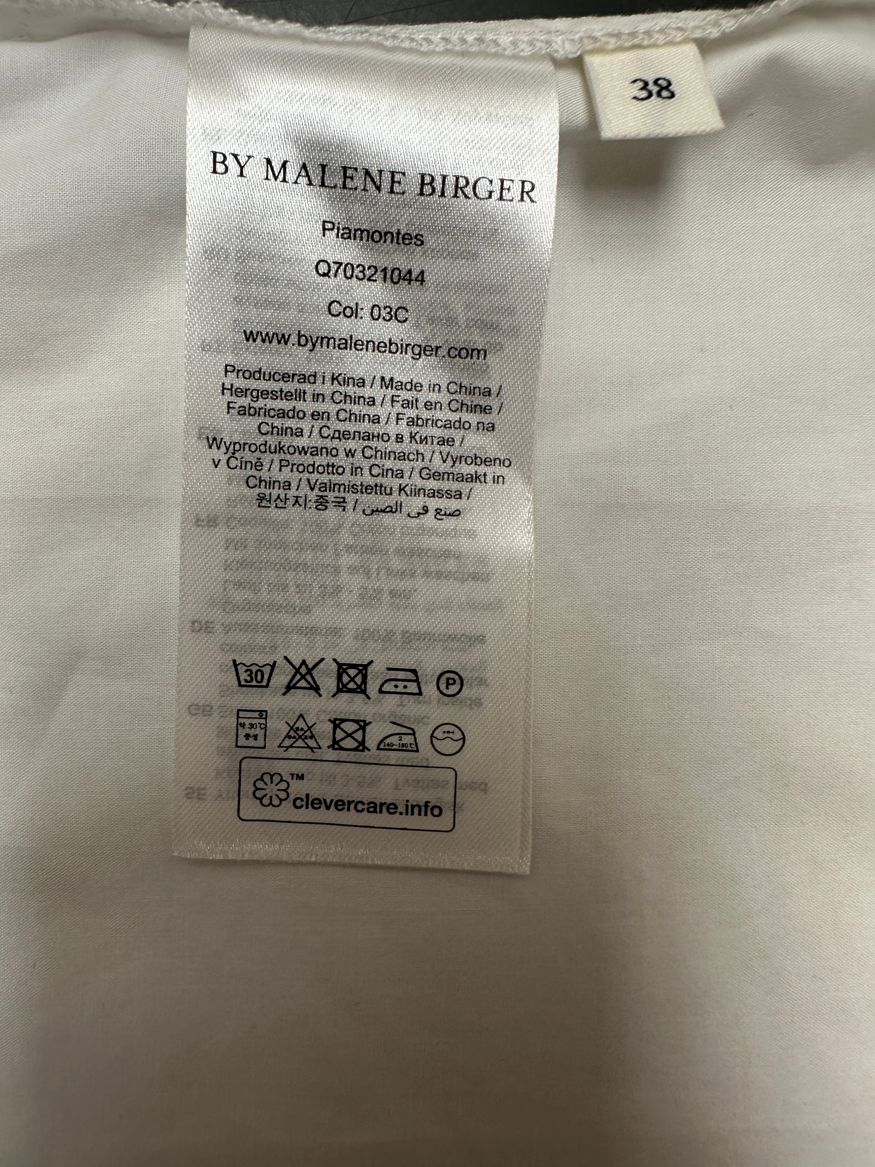 By Malene Birger white organic cotton v-neck blouse - size 38