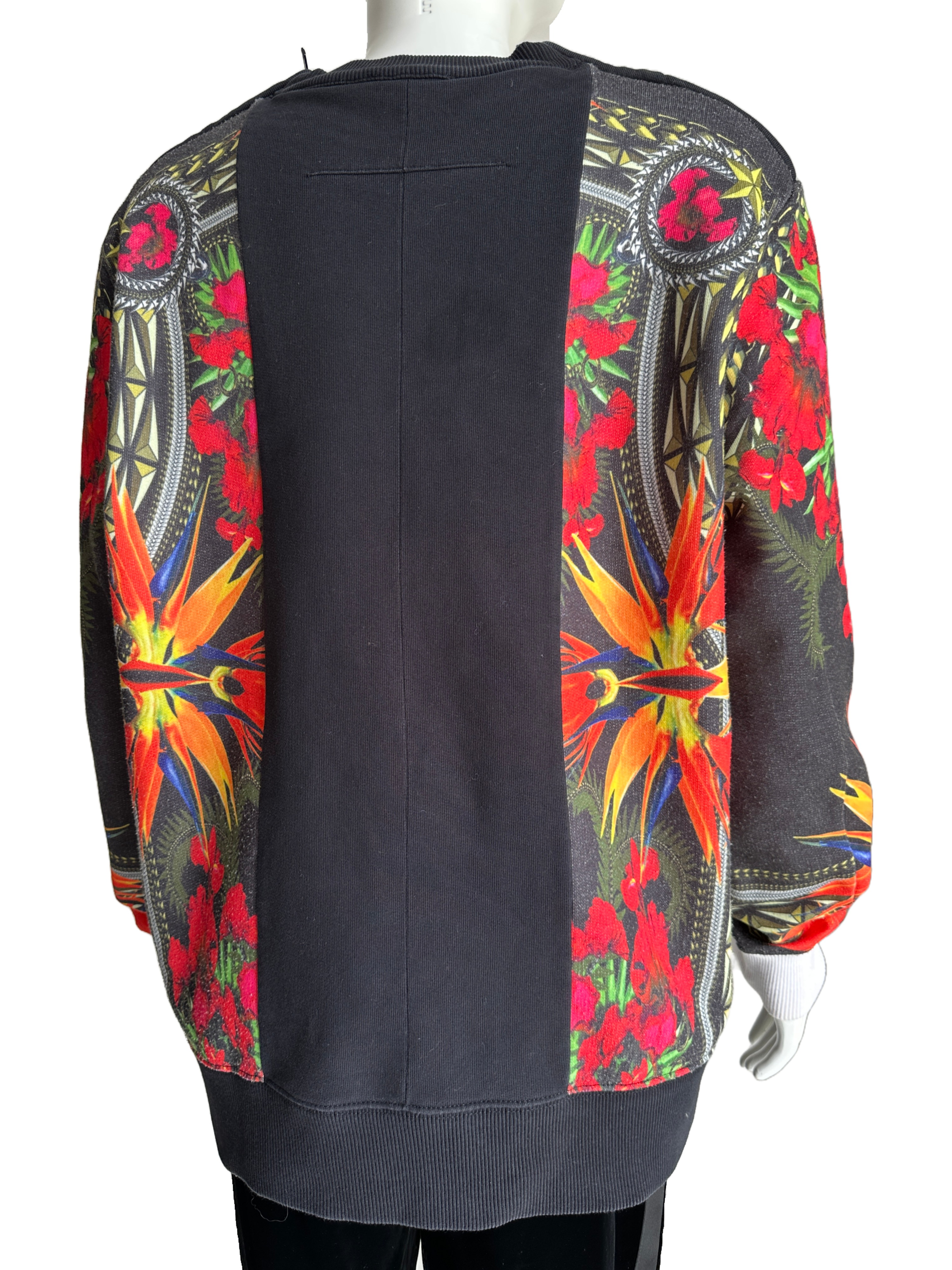 Givenchy birds of paradise Madonna sweater - size 38