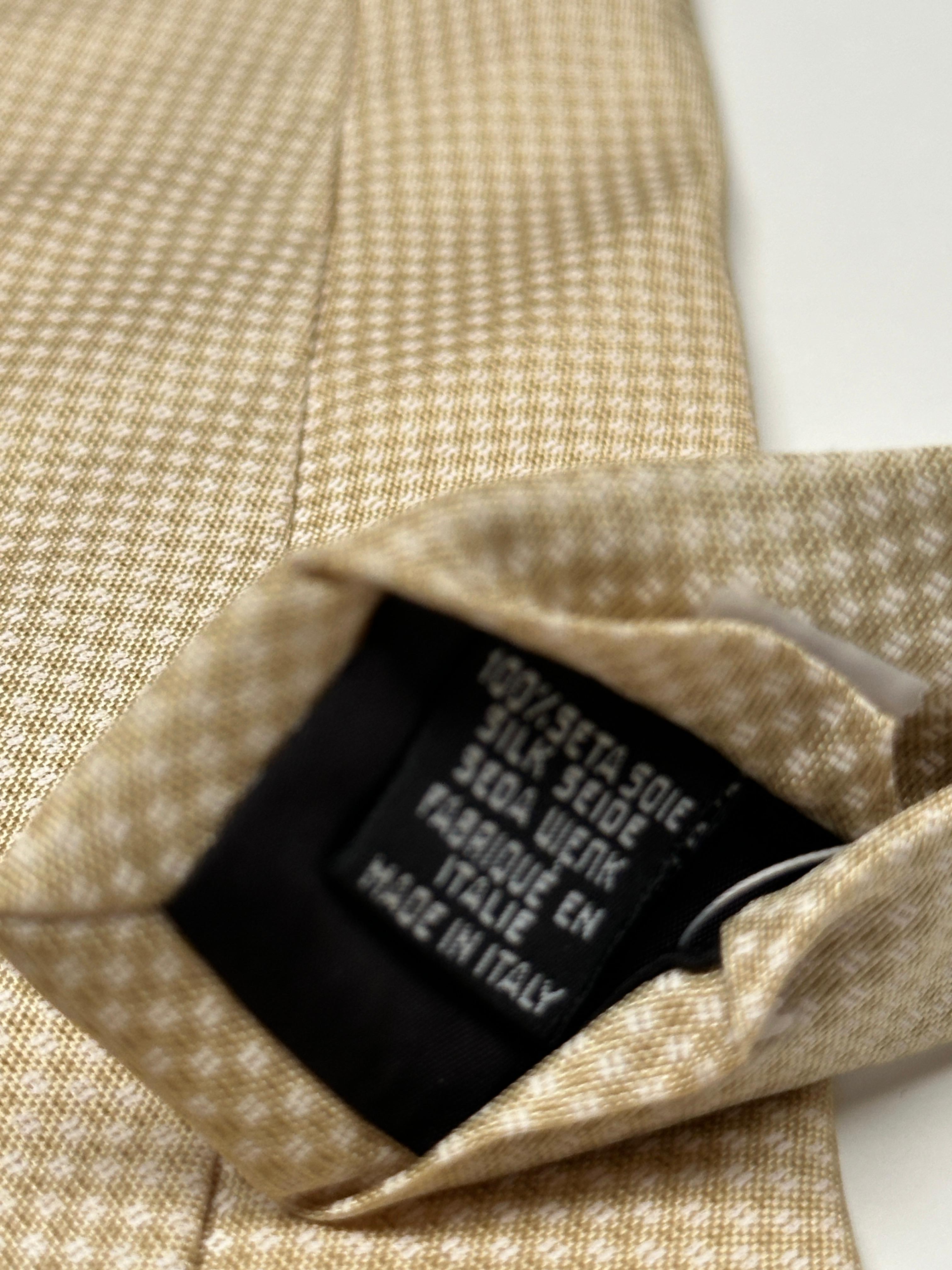 Hugo Boss silk tie (beige houndstooth pattern)