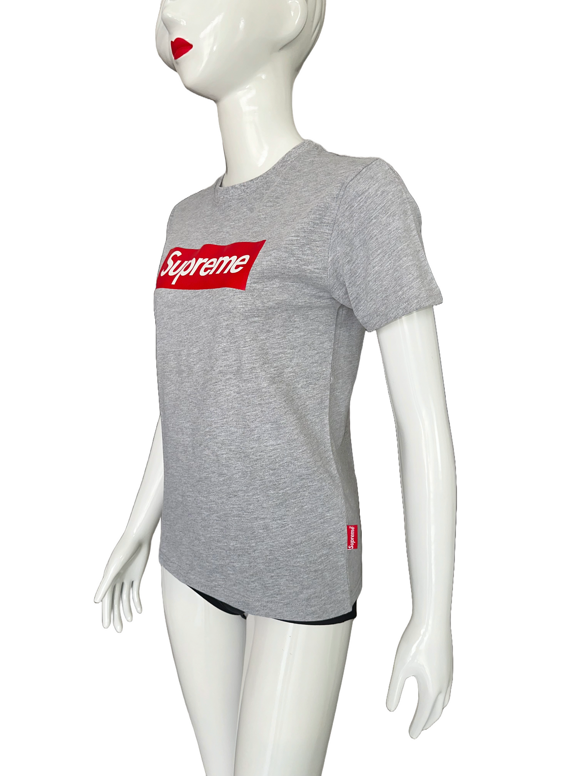 Supreme grey tee shirt with logo - size 32