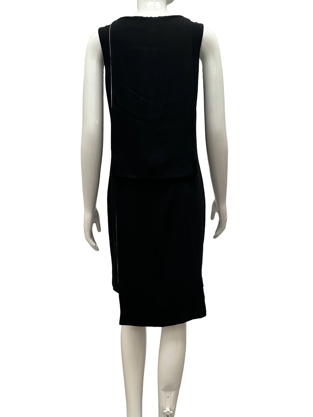 Jonofui black dress pink interior - size 44