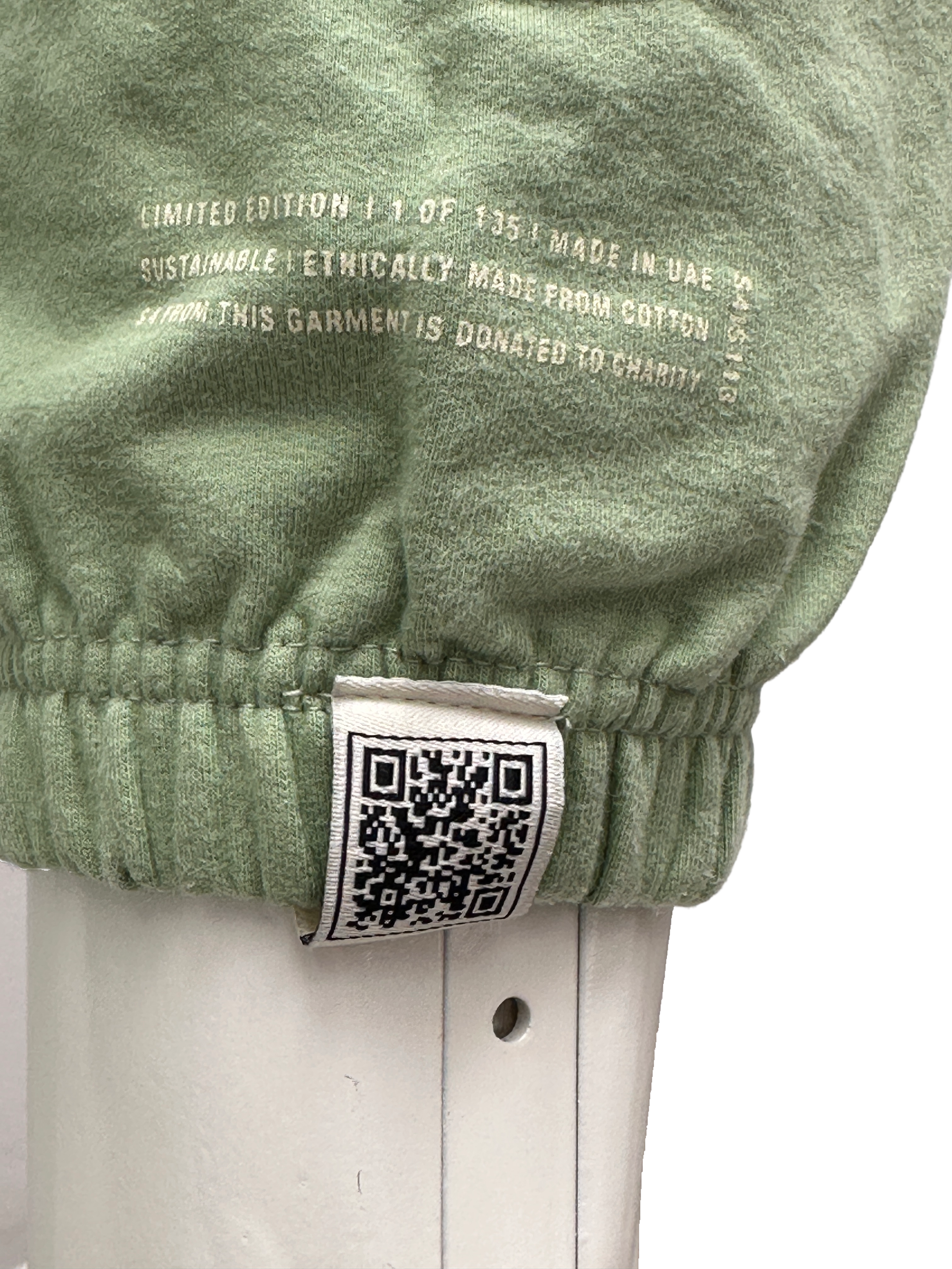 The Giving Movement green relaxed sweatpants - size 36