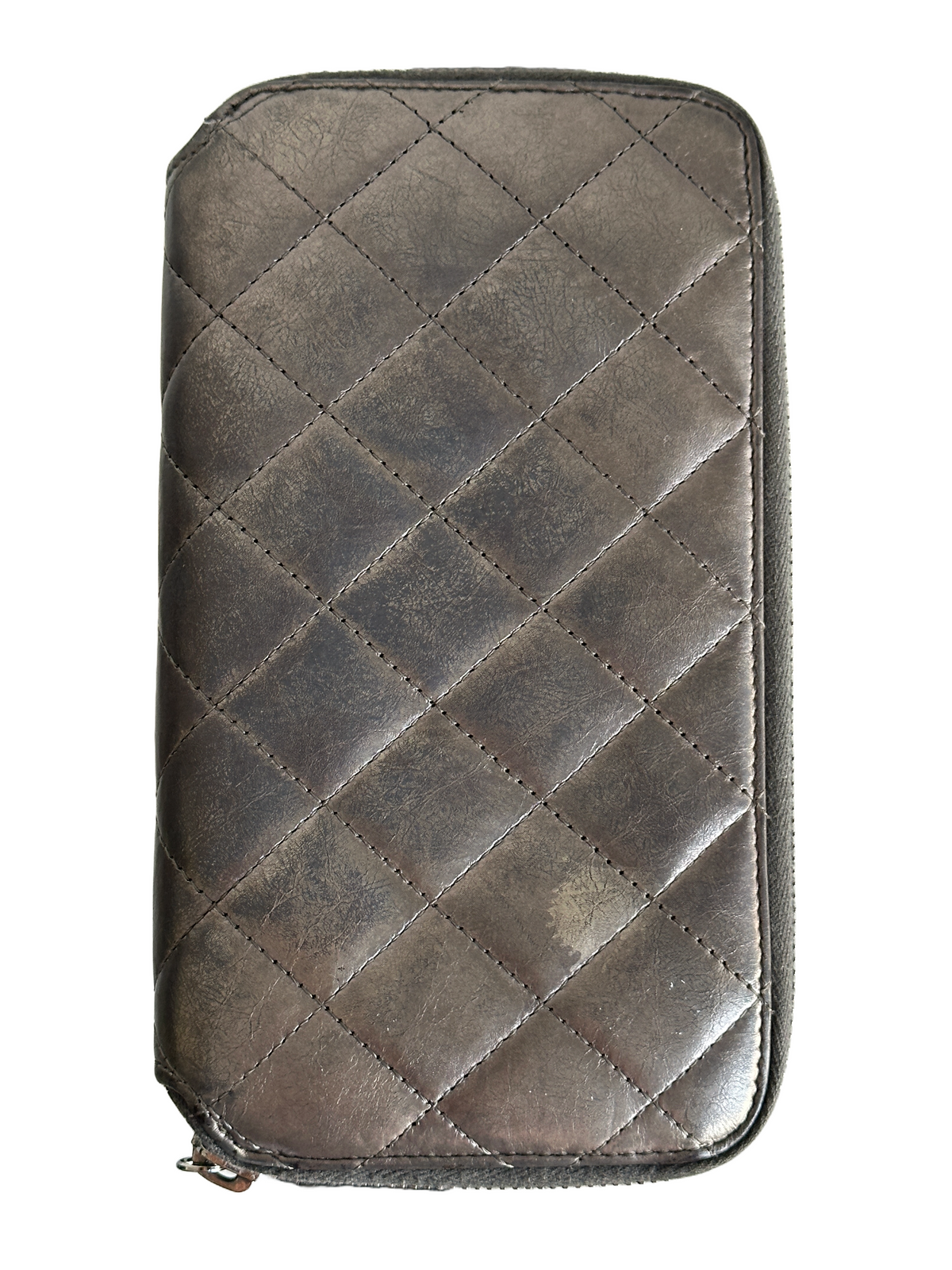 Chanel 2.55 zipped wallet in quilted metallic leather