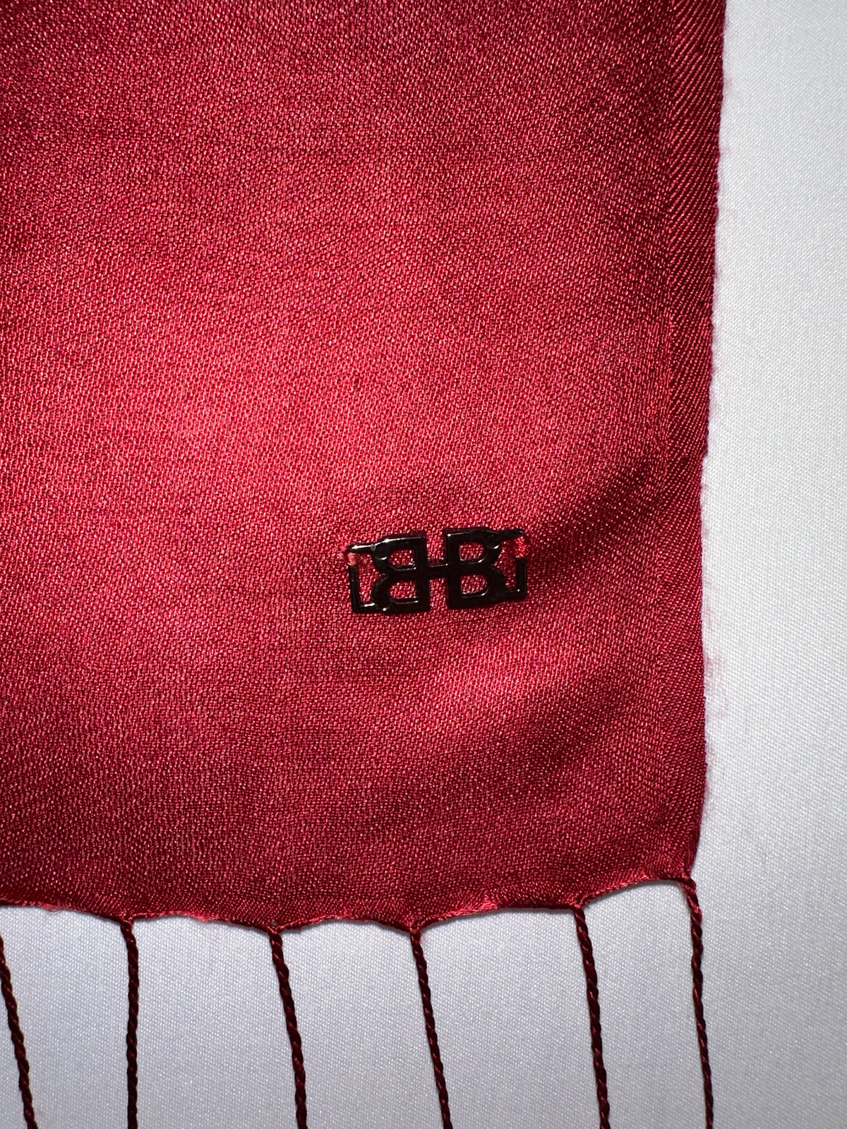 Hugo Boss red stole